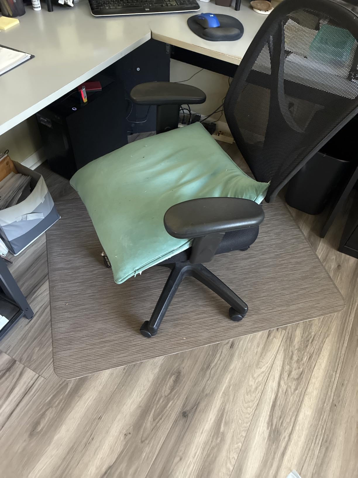 Blvornl Office Chair Mat for Hardwood Floors, Anti-Slip PVC, 36 x 48 Inch customer photo 1