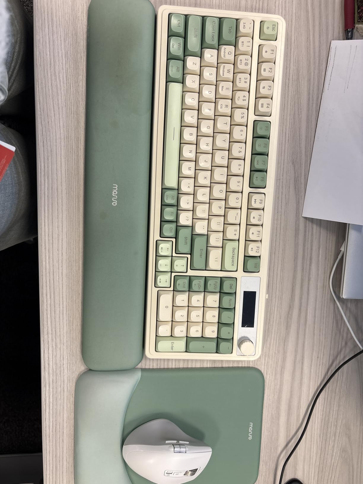 MOSISO Keyboard Wrist Rest & Mouse Pad with Wrist Rest, Green customer photo 2