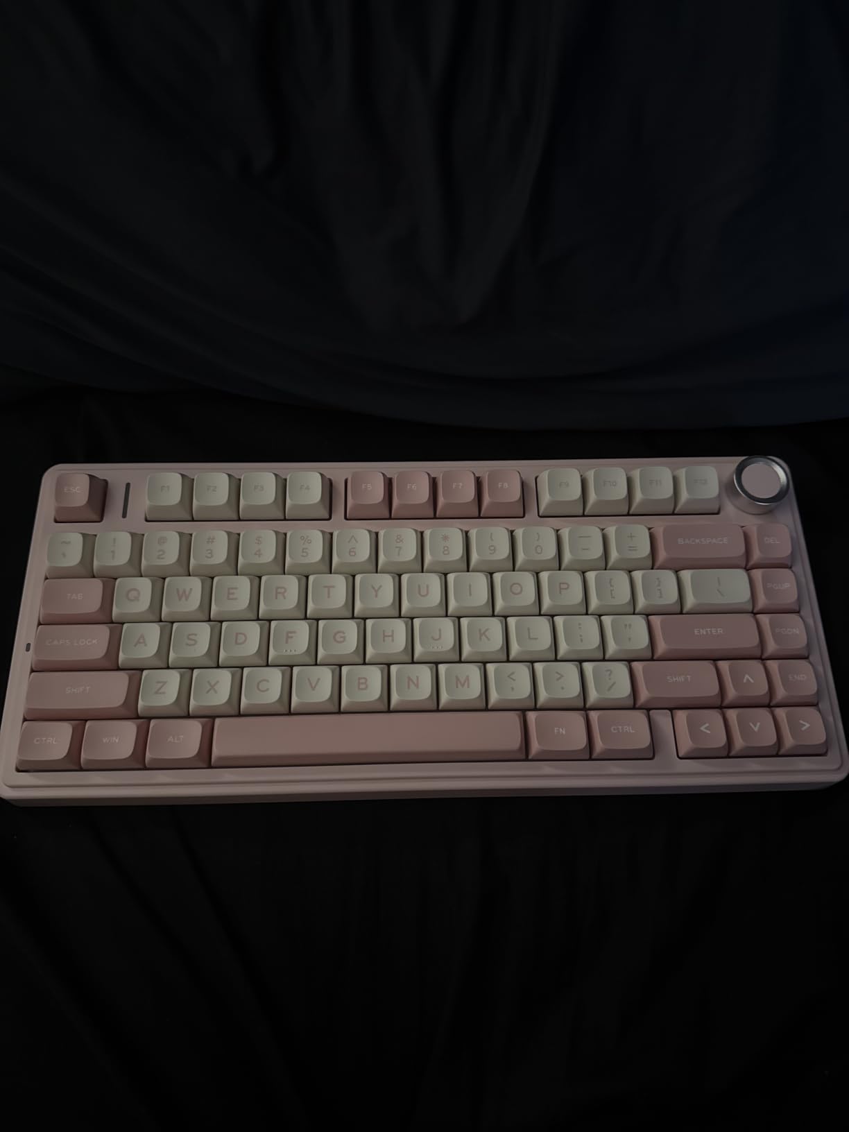 AULA F75 75% Wireless Mechanical Keyboard, Hot Swappable Creamy Keyboard, Pre-lubed Reaper Switches RGB Backlit Gaming Keyboards, 2.4GHz/Type-C/BT5.0(White & Green) customer photo 2