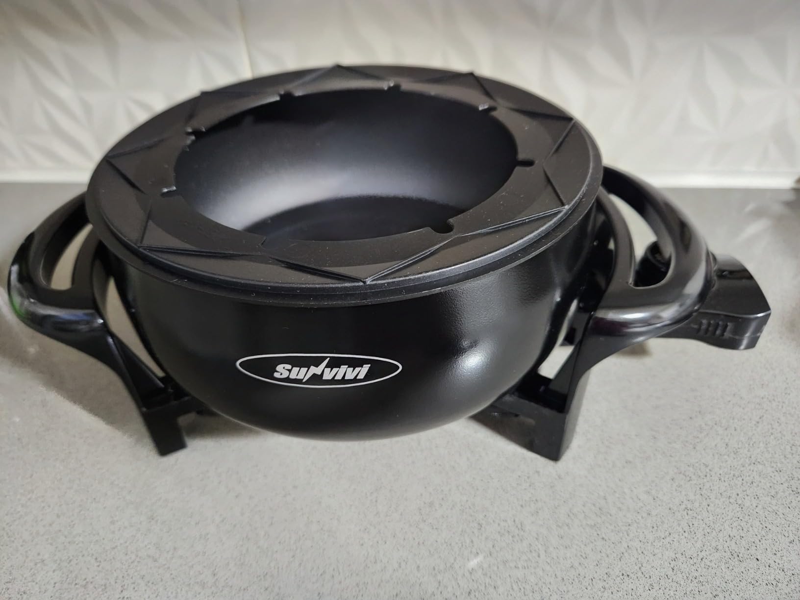 Sunvivi 3 Quart Electric Fondue Pot Set for Melting Chocolate Cheese with Adjustable Temperature Control and 8 Color-Coded Forks, 1000W Non-Stick Fondue Maker for Dessert, Oil and Broth customer photo 1