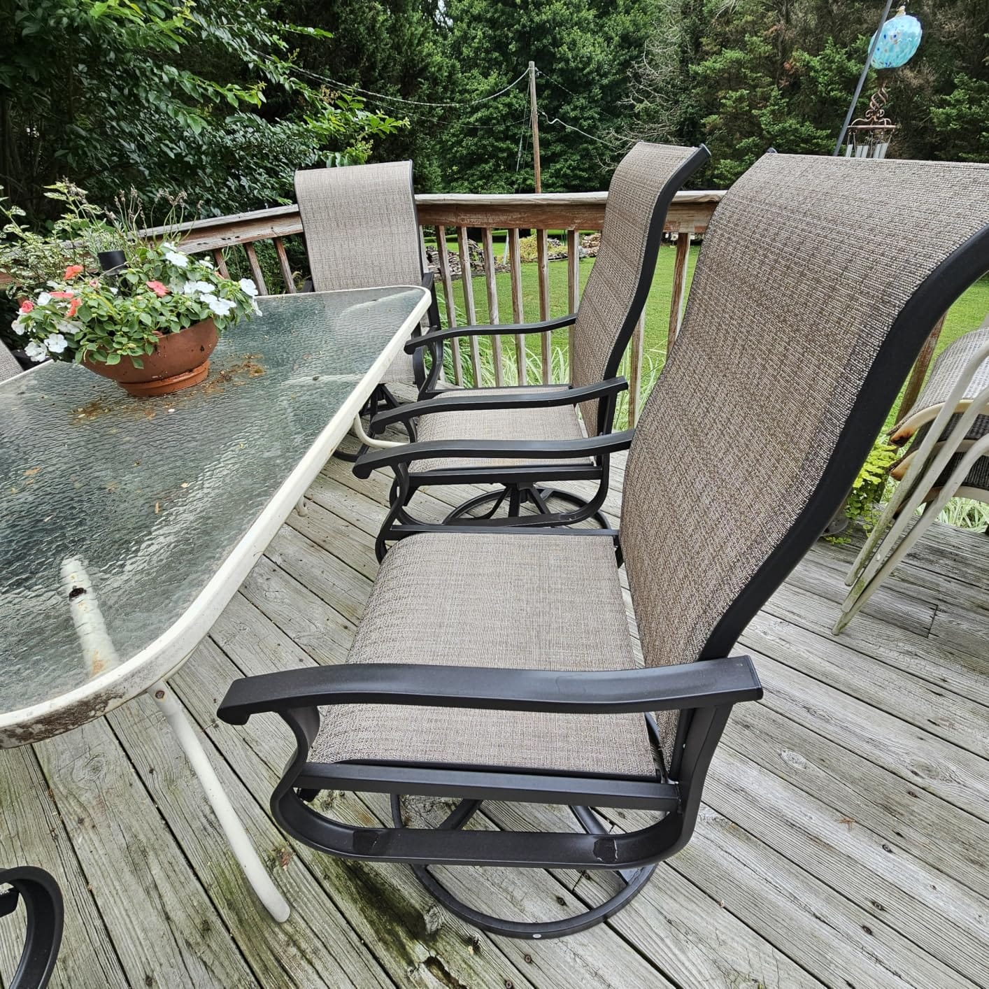 Patio Swivel Chairs Set of 2, Outdoor Rocking Dining Chairs with High Back customer photo 2
