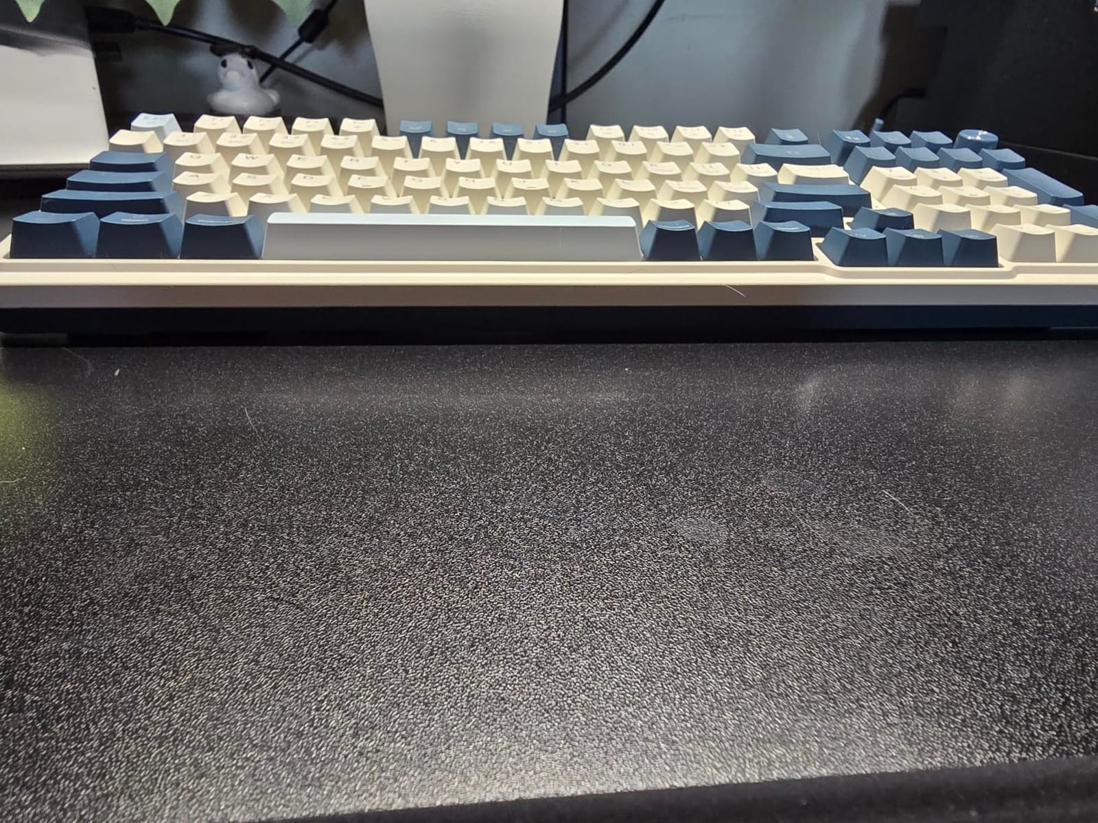 Redragon K686 PRO Wireless RGB Gasket Gaming Mechanical Keyboard, Easy Knob customer photo 1