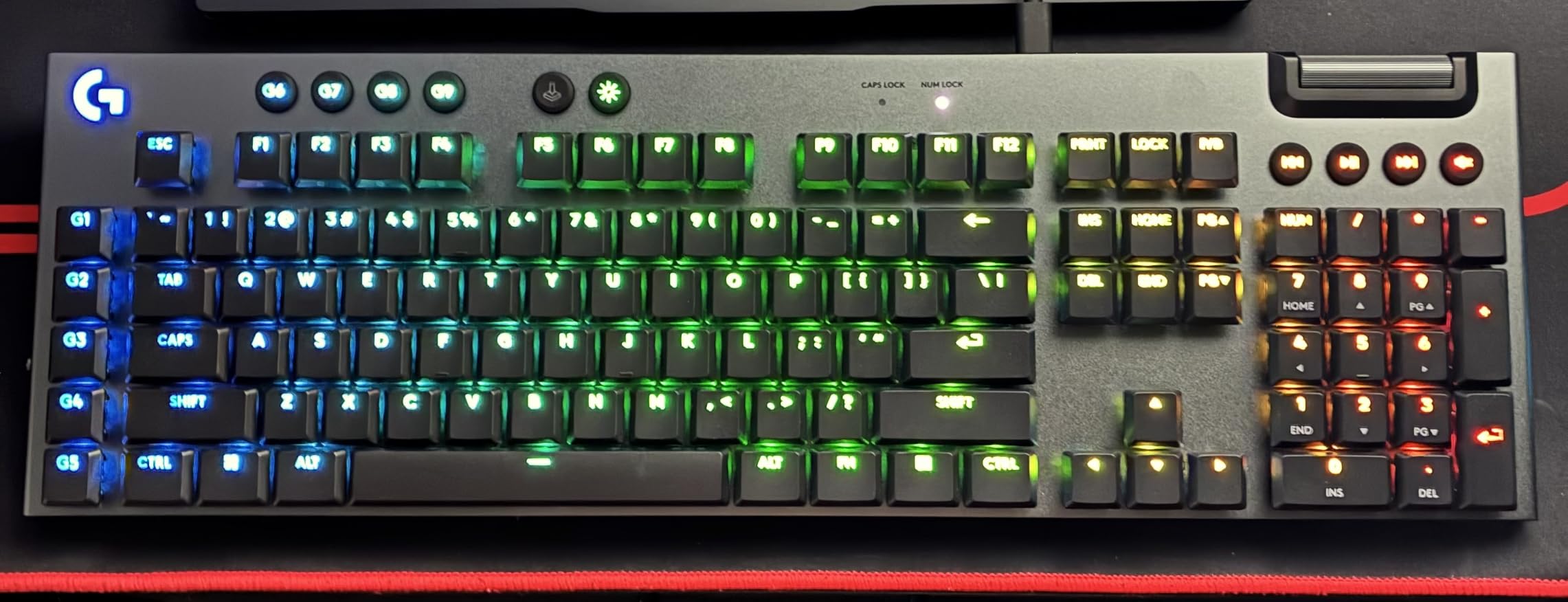 Logitech G915 X Wired Gaming Keyboard (Linear)- Black customer photo 2