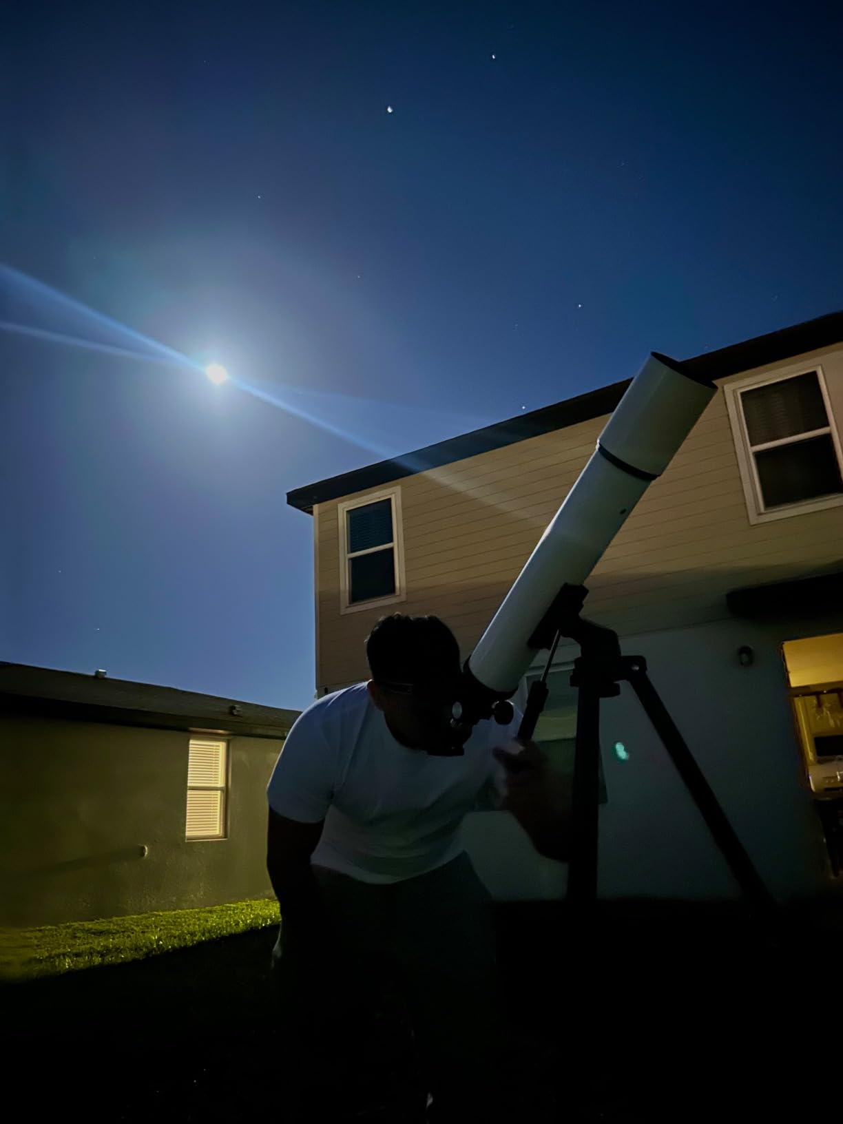 Telescope for Adults High Powered, 80mm Aperture 900mm Professional Refractor Telescope for Adults & Beginners, Compact and Portable Travel Telescopio with Carrying Bag and Designed Phone Adapter customer photo 1