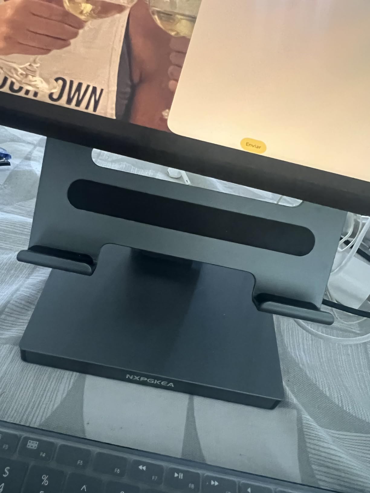 NXPGKEA iPad Pro USB C Hub Stand, Multiport Docking Station for iPad customer photo 1