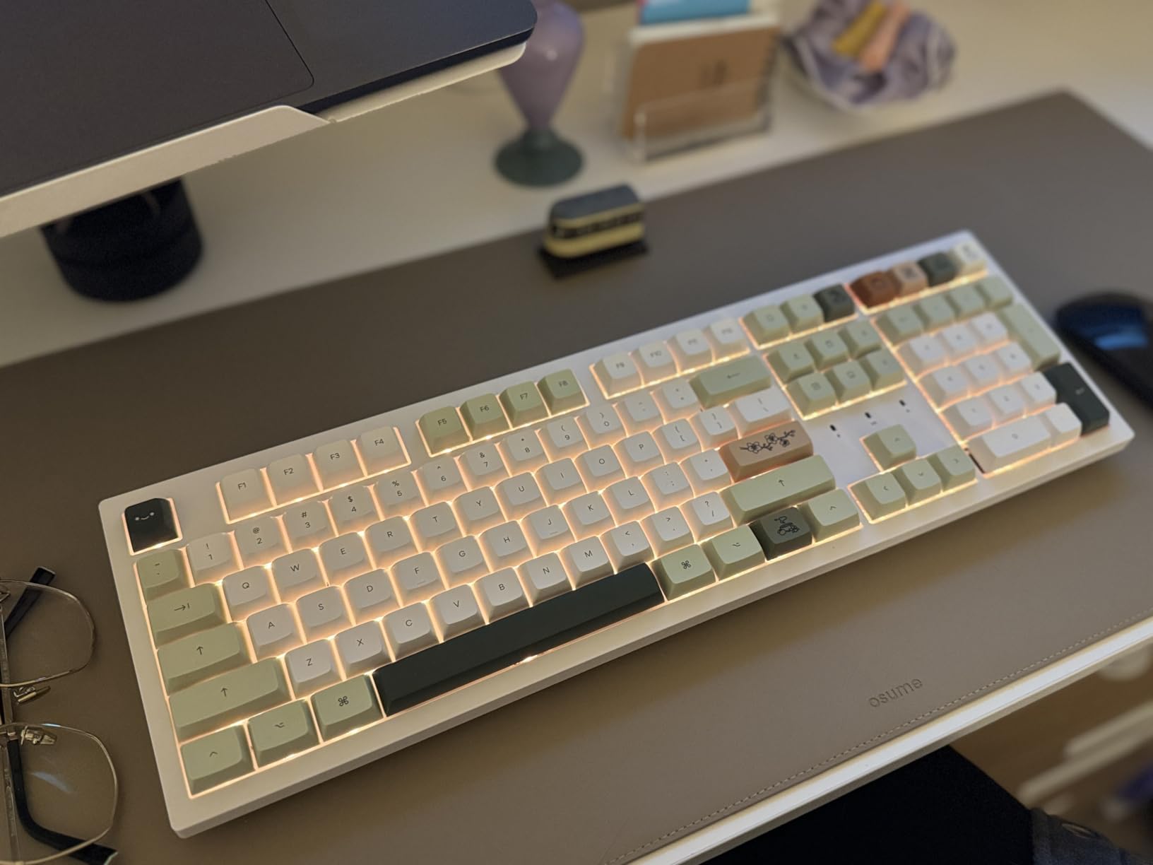 Keychron K10 Max QMK Wireless Custom Mechanical Full-Size Keyboard, 2.4 GHz & Bluetooth, Hot-swappable, Mac Windows Linux, Black customer photo 2