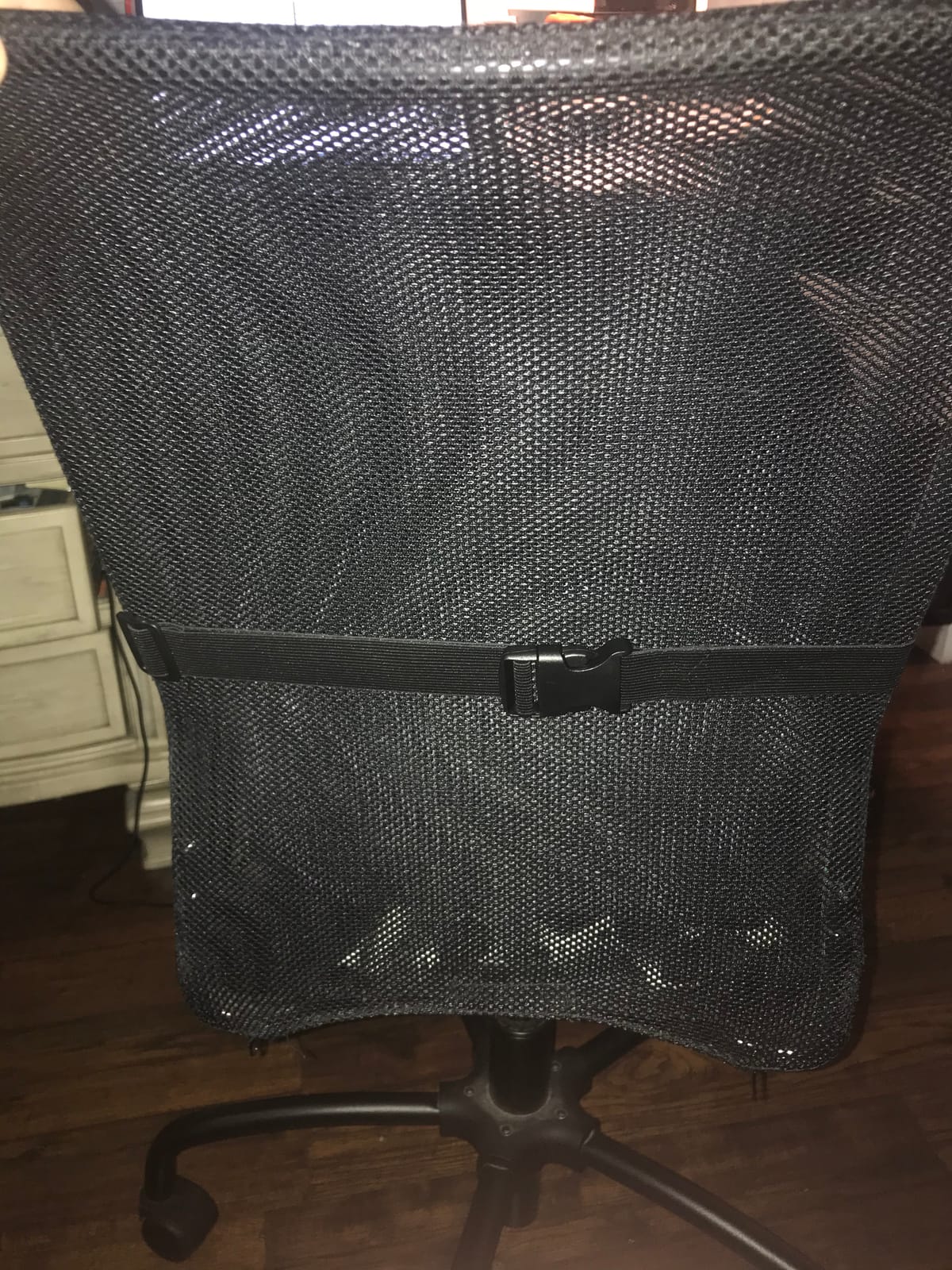 Cubii Cushii V2 Back Support Cushion, Lumbar Pillow, Office Chair, Black customer photo 2