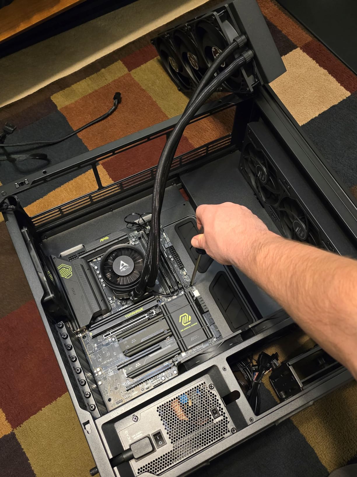 Antec Flux Pro Full-Tower E-ATX PC Case, 6 PWM Fans Included, Walnut Wood Front Panel, High-Airflow, 420mm Radiator Support customer photo 2