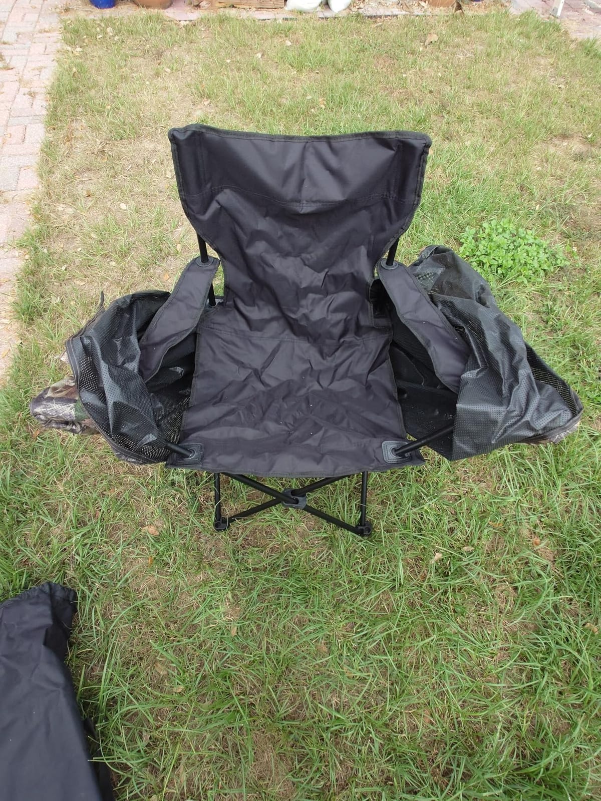 Lenotos Pop-Up Hunting Ground Blind with 270° See Through, Lightweight 1-2 Person Hunting Blind with Carrying Bag, 4-Panel Spring Steel, for Deer, Turkey Duck Hunting, Bow Hunting customer photo 2