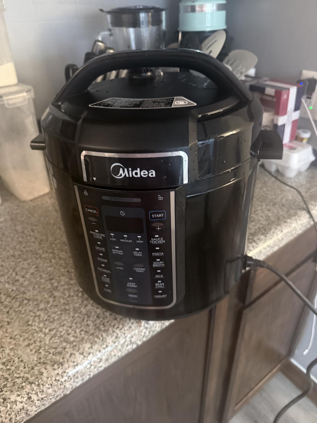 Midea 12-in-1 Electric Pressure Cooker, 6 Quarts, 12 Presets, Multi-Functional Programmable Slow Cooker, Rice Cooker, Steamer, Sauté Pan, Yogurt Maker, and More, Stainless Steel customer photo 1