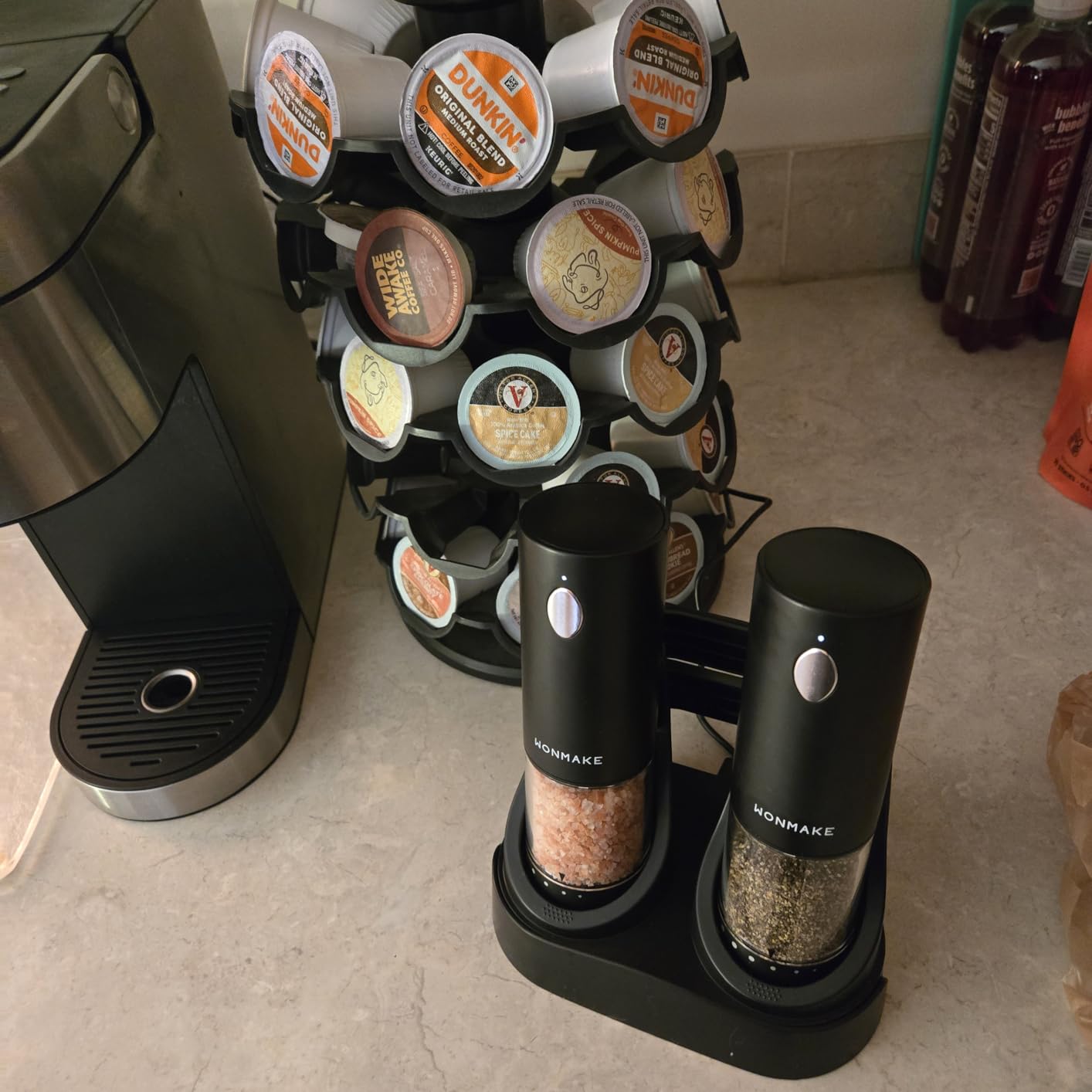 Electric Salt and Pepper Grinder Set, Charging Base, Automatic Rechargeable | Refillable Grinders with LED Light, 6-Level Adjustable Coarseness, External Dial, Easy One-Handed Operation for Kitchen Use customer photo 2