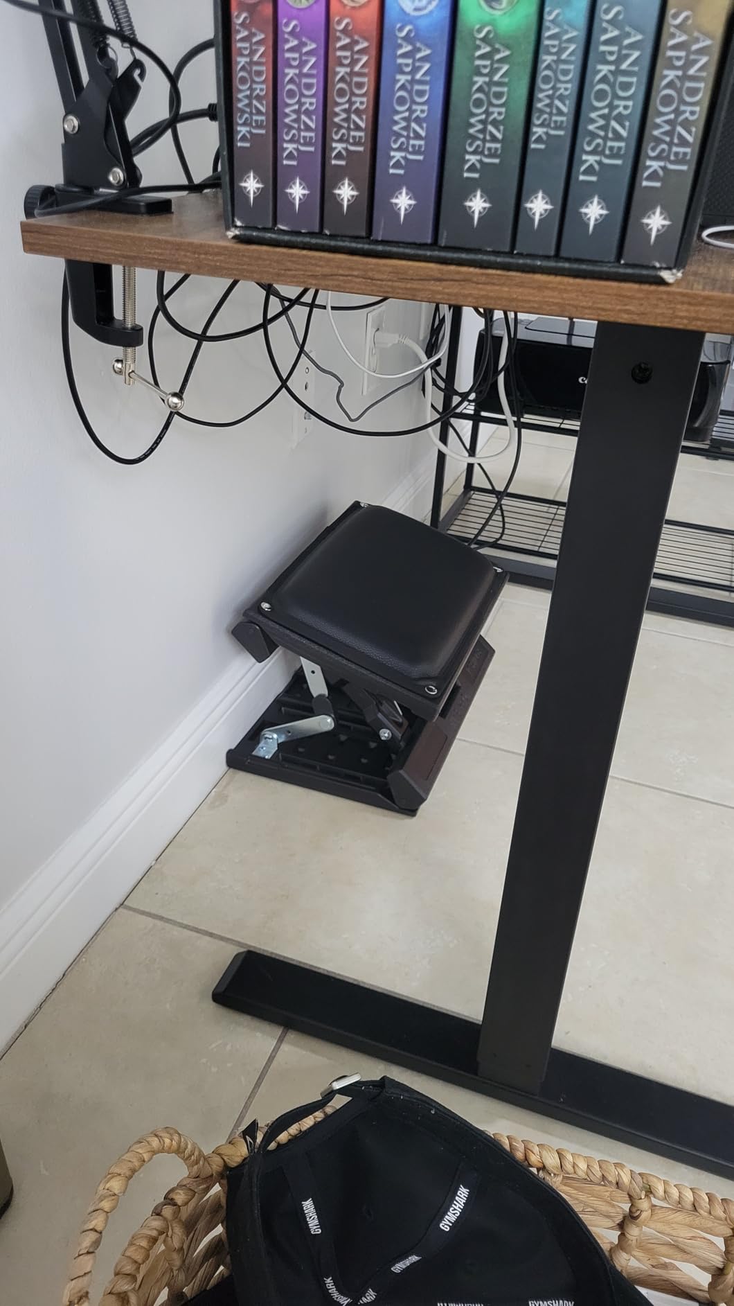 Adjustable Foot Rest Under Desk for Office,Home, Gaming & Study customer photo 2