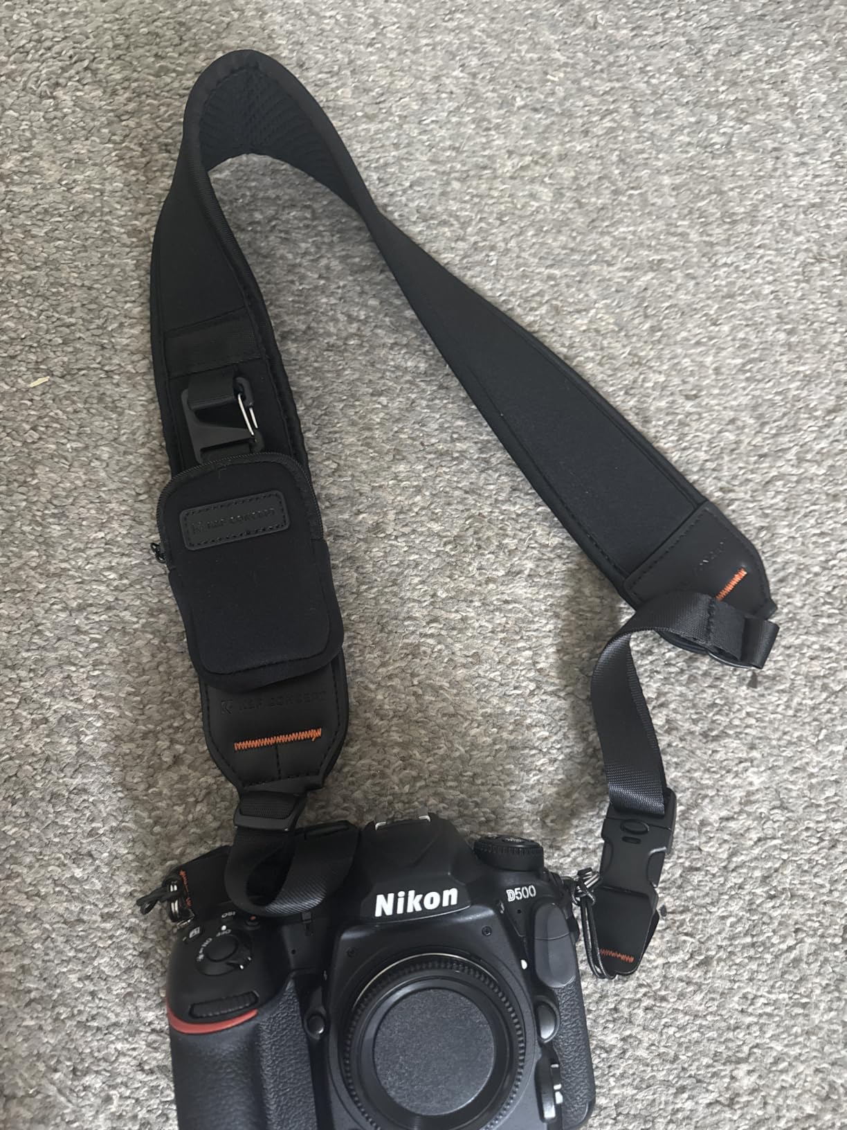 K&F CONCEPT Camera Neck Strap | Soft Neoprene, Adjustable Shoulder Belt, Zipped Pocket, Compatible with Sony/Canon/Nikon/Fuji DSLR SLR Mirrorless customer photo 1
