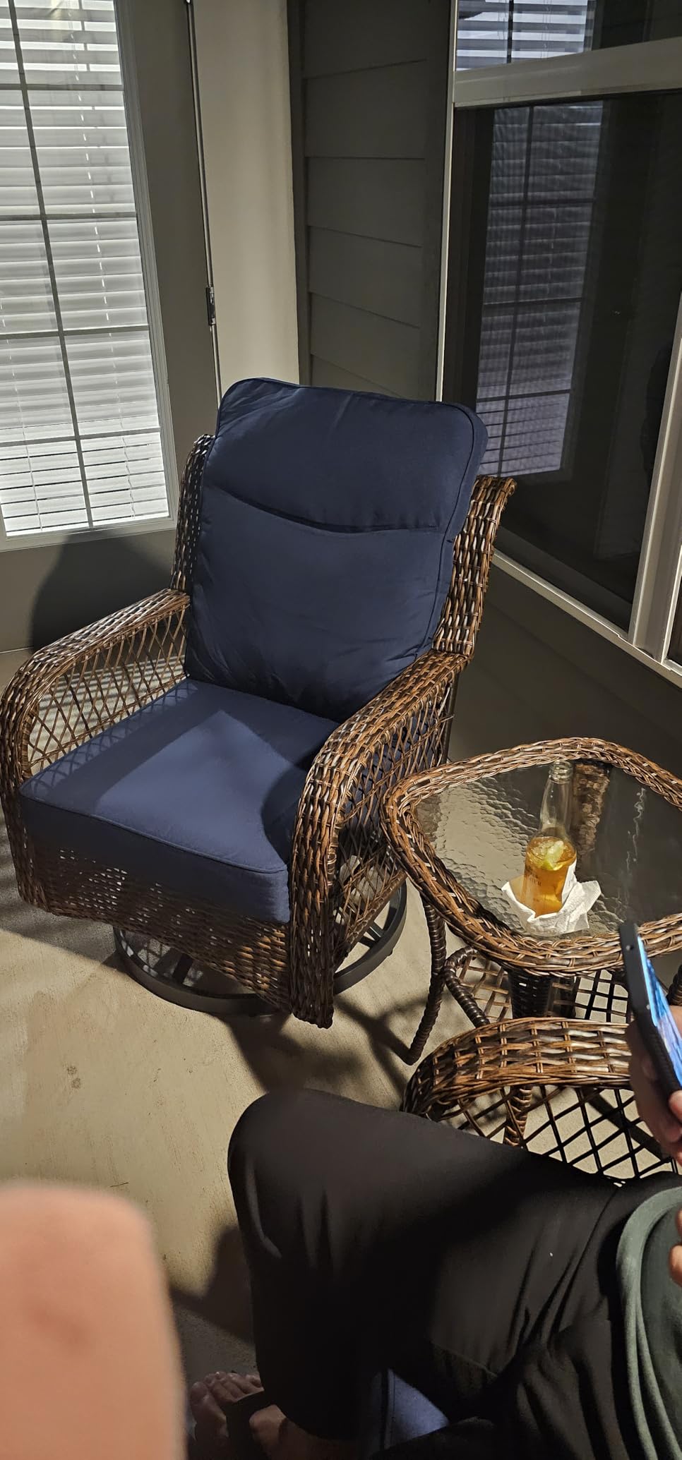 PIZZELLO 3 Pieces Outdoor Swivel Rocker Chairs with Rattan Side Table | Wicker Swivel Patio Chair, 5
