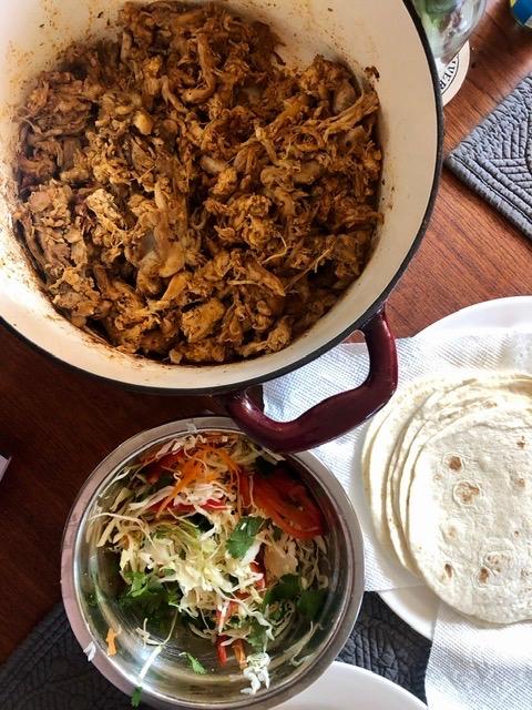 Tramontina Bestow Enameled Cast Iron 5.5-Qt Round Dutch Oven Pot with Lid customer photo 2