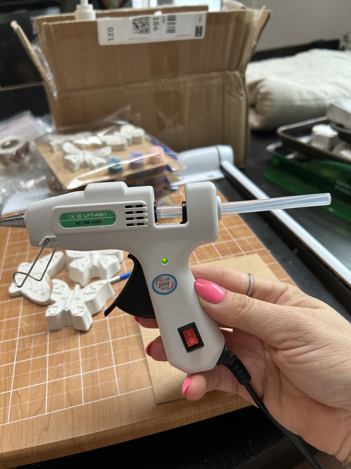 SHJADE Hot Glue Gun with 30 Glue Sticks, 20W Mini Hot Melt Gun Kit(White) customer photo 2