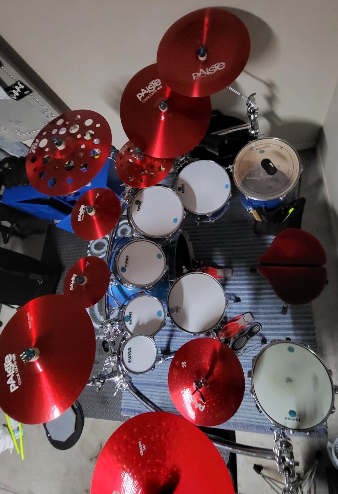 Evans HD Dry Coated Tompack Drum Heads 10, 12, 14 Inch | Evans HD Dry heads provide focused tone, controlled overtones, quick response and coated performance for studio and stage. customer photo 1