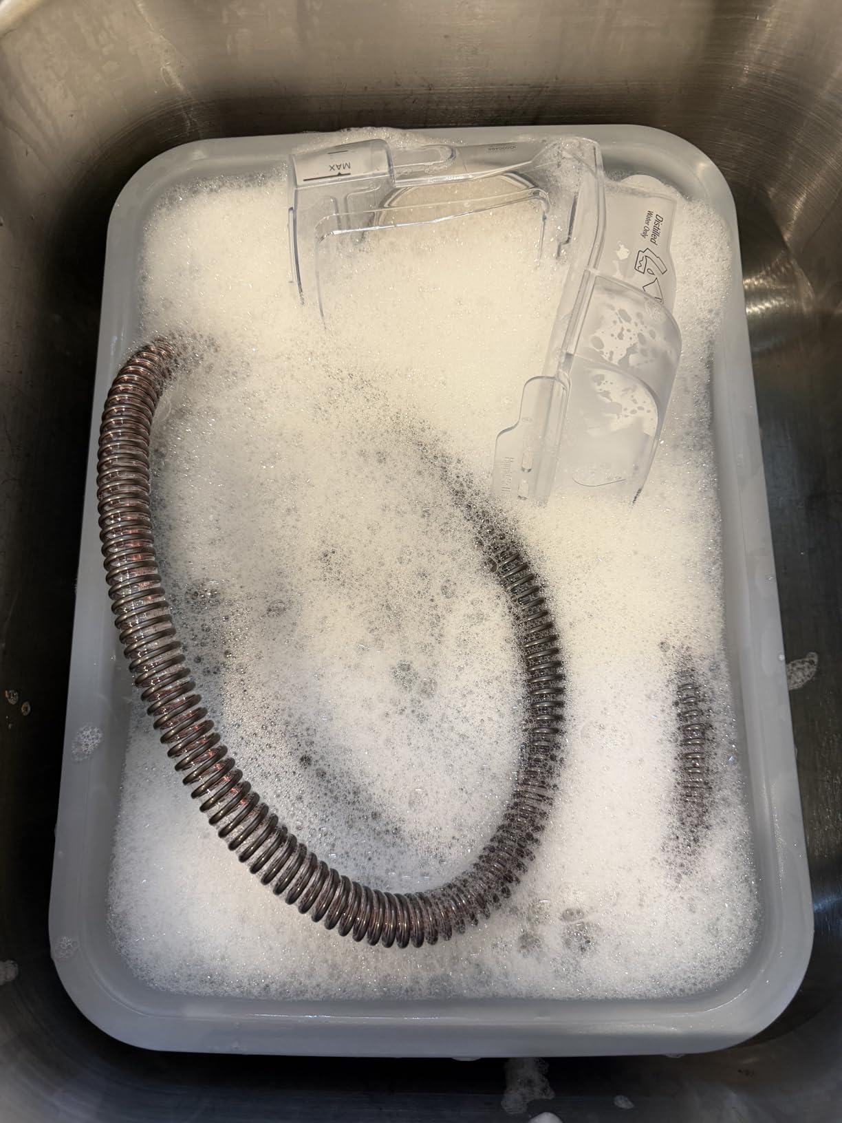 CPAP Cleaning Kit for Hose and Mask, CPAP Hose Cleaning Brush, Collapsible Wash Basin, Storage Bag, Compatible with Standard and Slimline CPAP Tubing (Basin + Brush Kit) customer photo 1