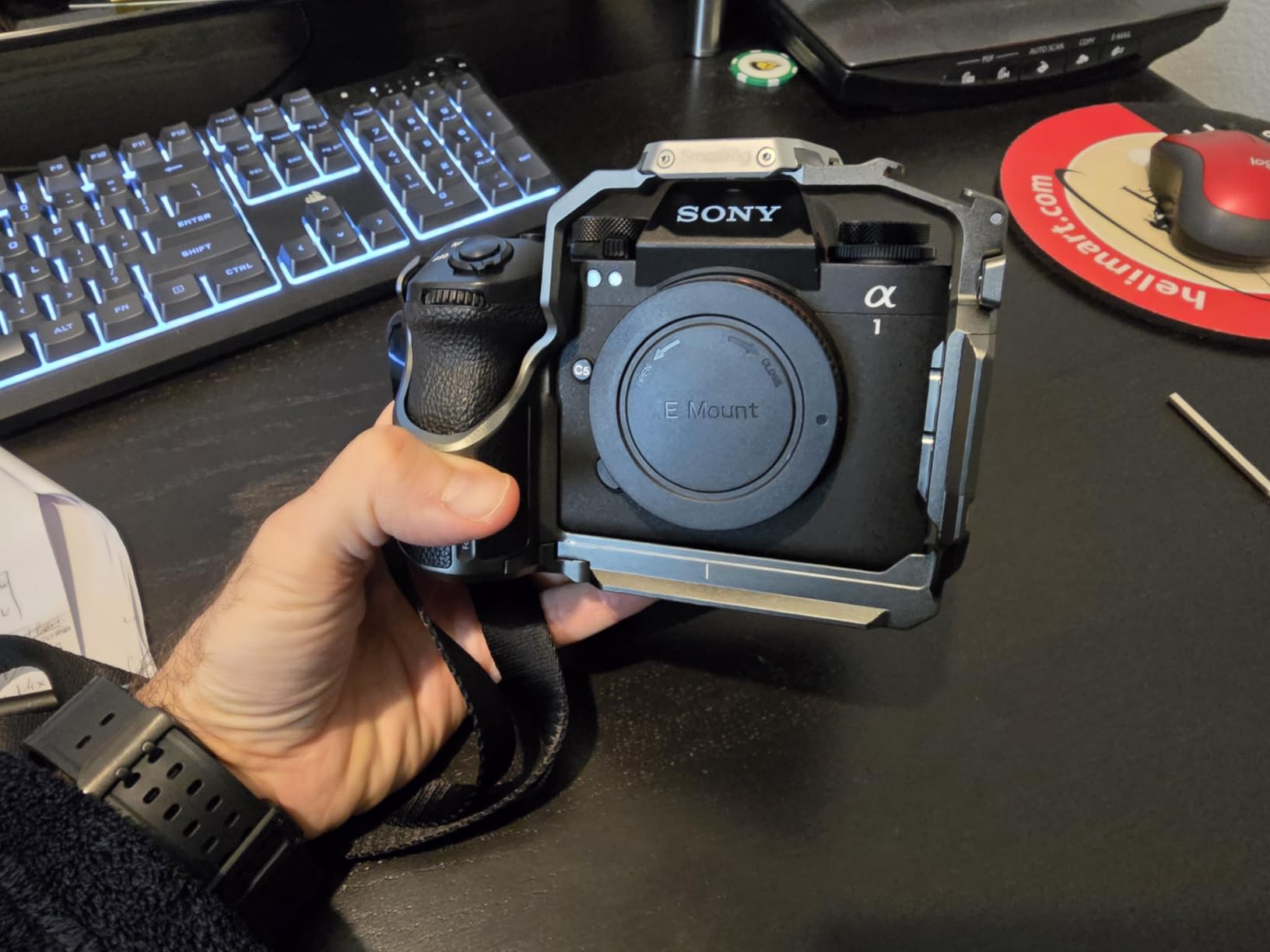 SmallRig Hawklock Quick Release Cage for Sony Alpha 1 II/Alpha 9 III, Multiple Installation Points, Built-in Quick Release Plate for Arca and HawkLock H21 NATO Rail customer photo 1