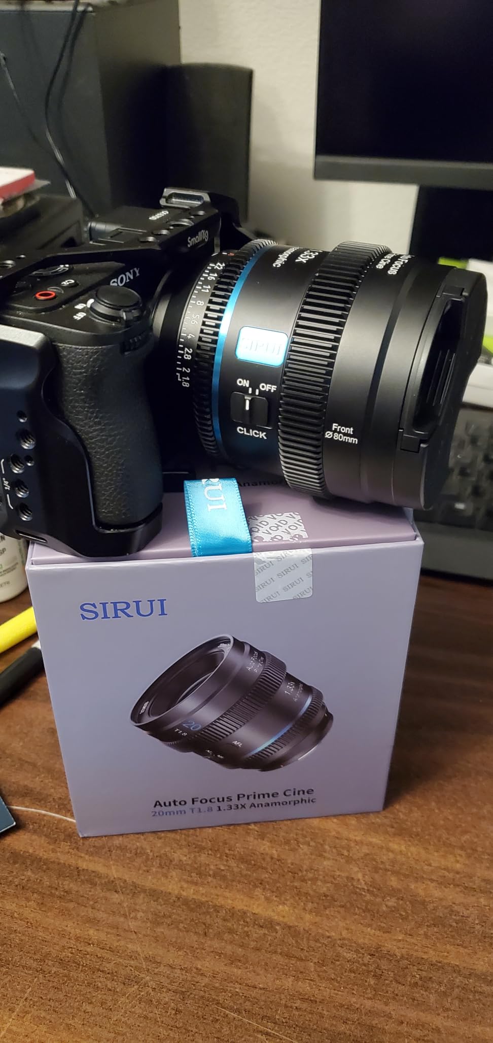 20mm T1.8 1.33X Anamorphic Lens, S35 Autofocus Lens for E Mount Cameras, A6500, A6700, FX3/30, ZV-E Series, A7 Series, A9/9II (Neutral Flare) customer photo 2