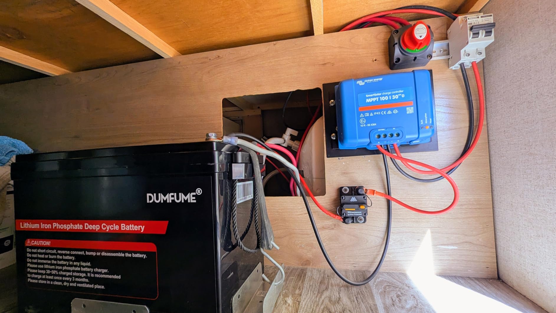 12V 600Ah LiFePO4 Lithium Battery with 200A BMS customer photo 2