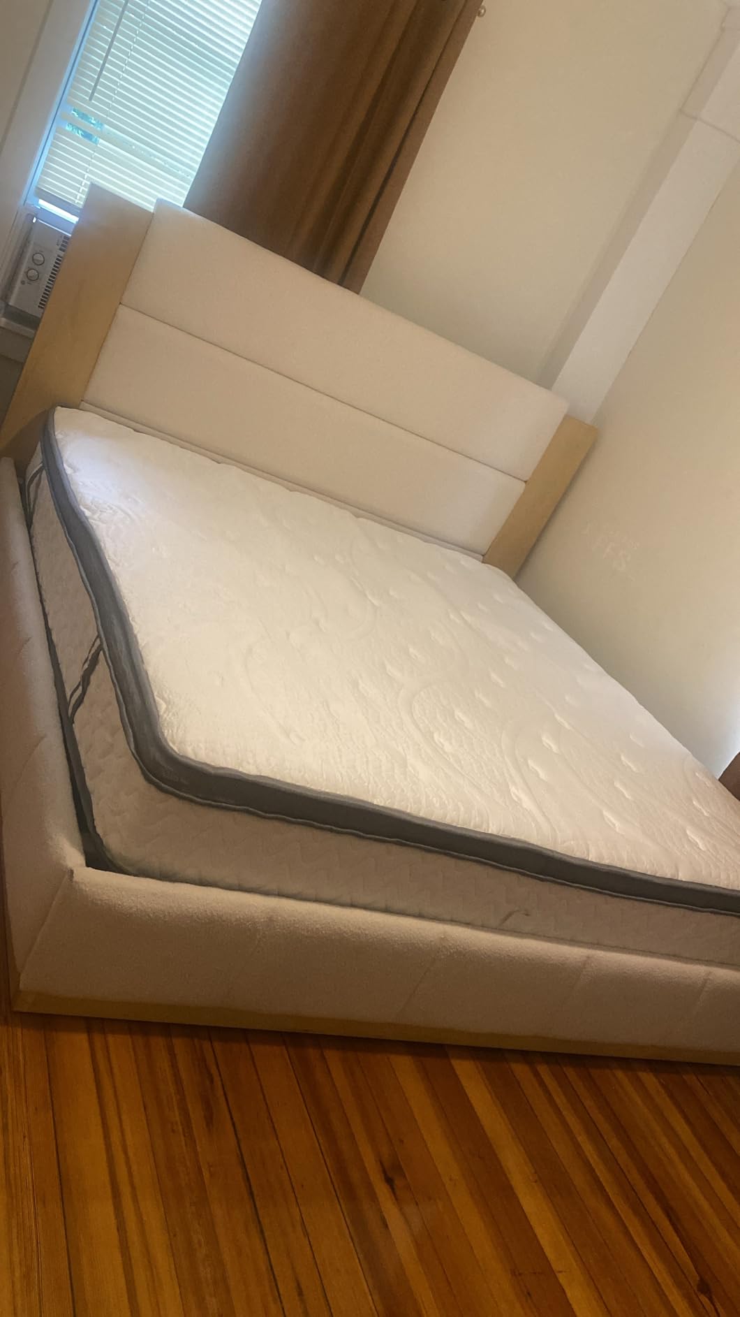 SLEEP100 Firm Queen Mattress 14 Inches - Luxury Cooling Hybrid Bed Mattress in a Box with Lumbar & Shoulder Support, Hotel Collection for Pain Relief - Fiberglass Free - 365 Night Trial customer photo 2
