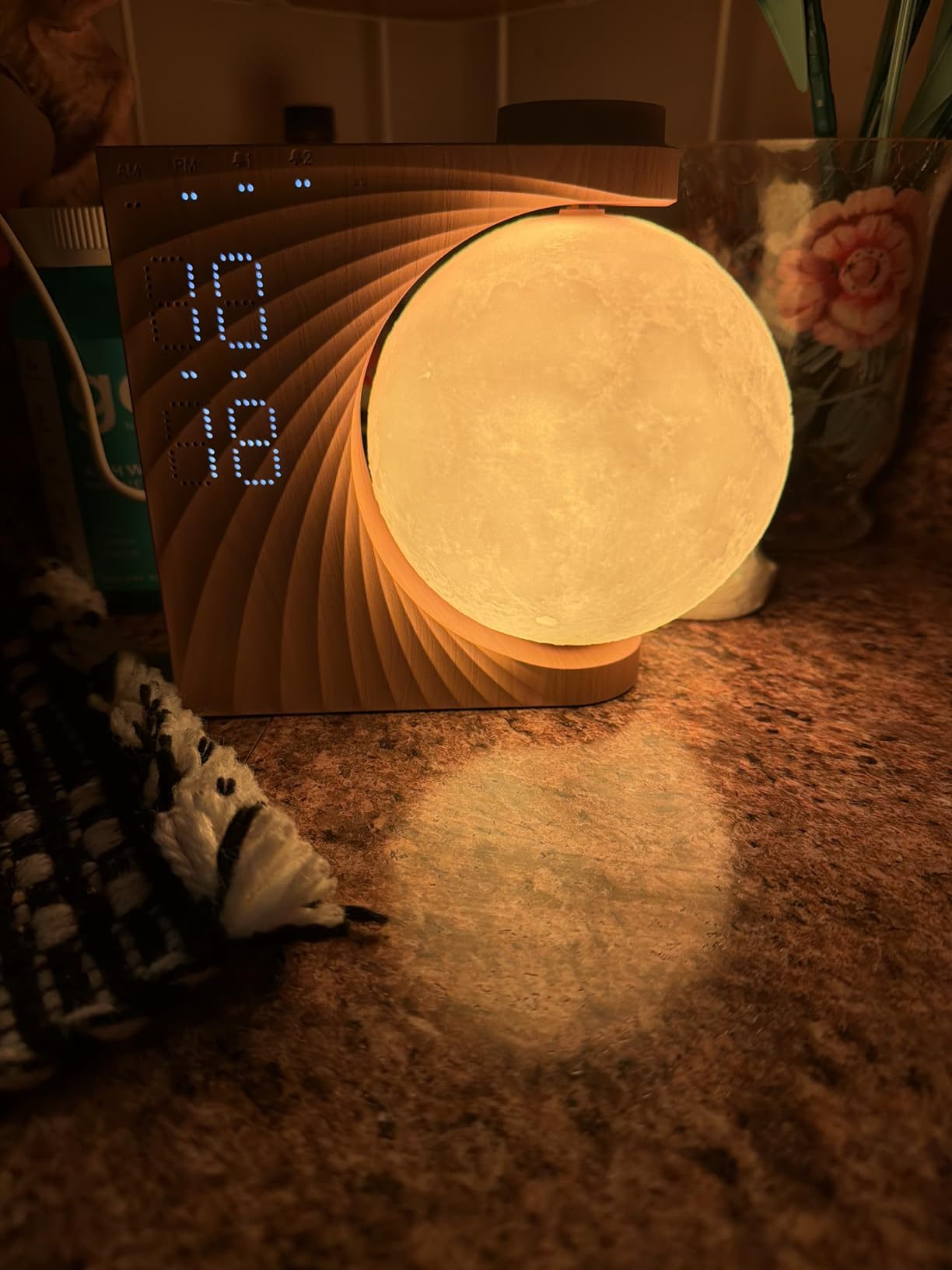 RETEYUNG Sunrise Alarm Clocks Sound Machine Moon Lamp for bedrooms customer photo 2
