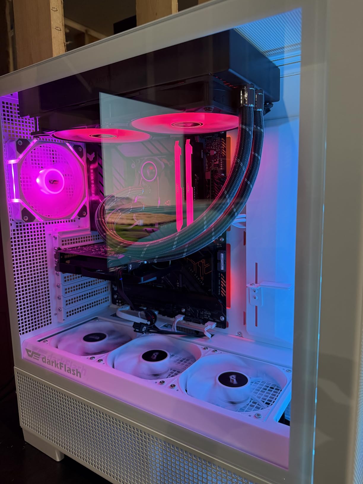 darkFlash AIR NOVA Full Tower E-ATX PC Case, 420mm Radiator Support, Vertical GPU Mount, Back Connect, 7 PWM ARGB Fans Included customer photo 1