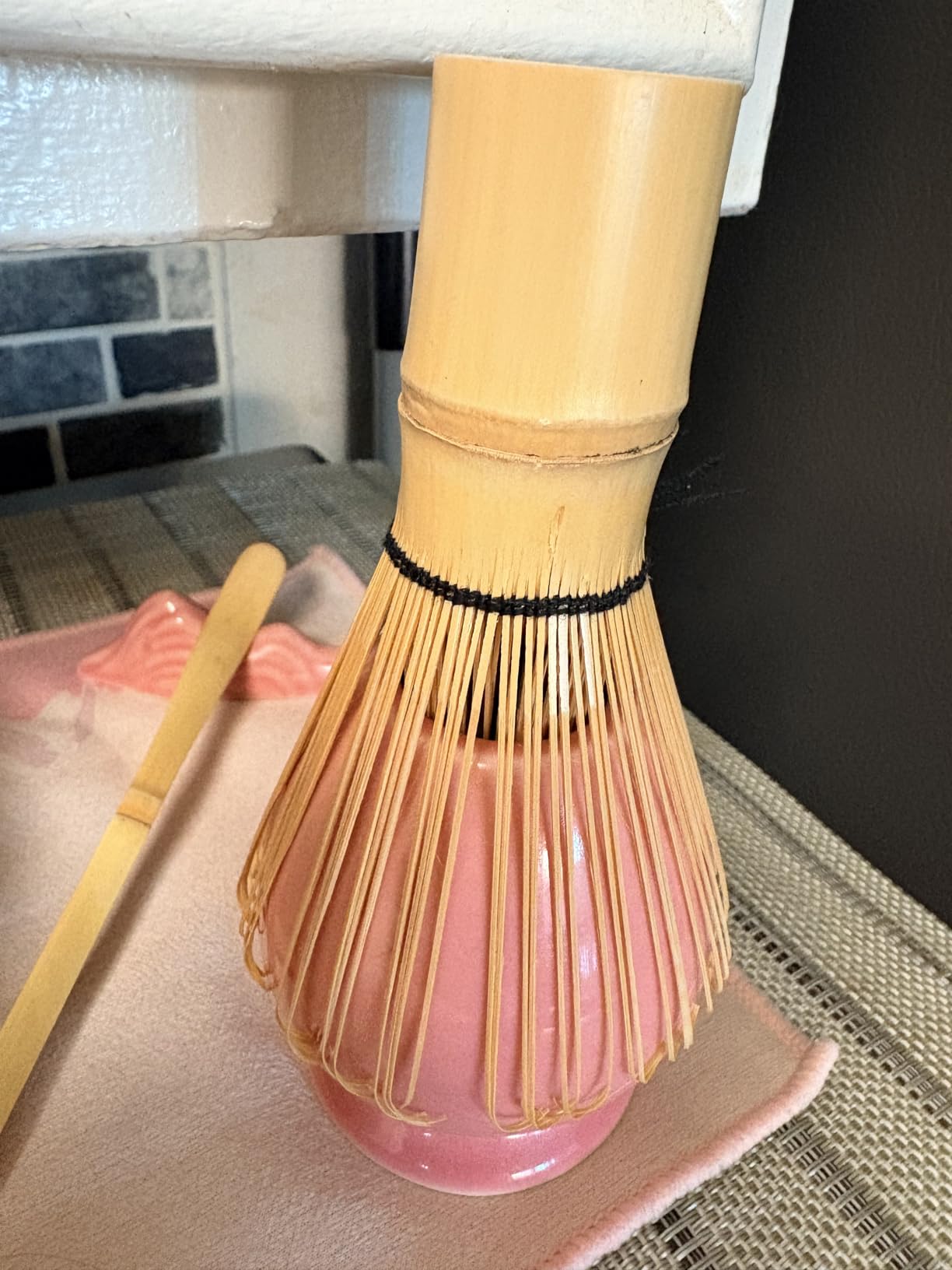 Maestri House Matcha Whisk Set, 7-Piece Kit with Spouted Ceramic Bowl | Includes a 76-Prong Bamboo Whisk, Holder, Scoop, Sifter, Tea Cloth and Beginner Guide for Matcha Lattes or Tea Ceremonies customer photo 2