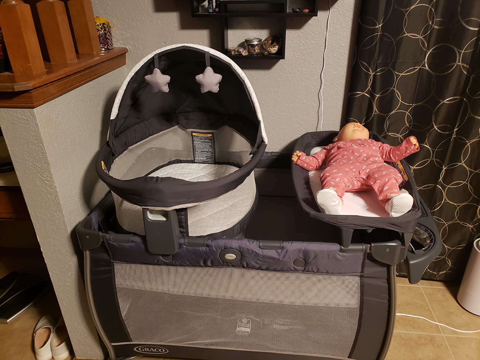 Graco Pack 'n Play Travel Dome Lux Playard, 4-in-1 Baby Playpen with Bassinet, Indoor or Outdoor Portable Playpen with UV 50 Canopy customer photo 1