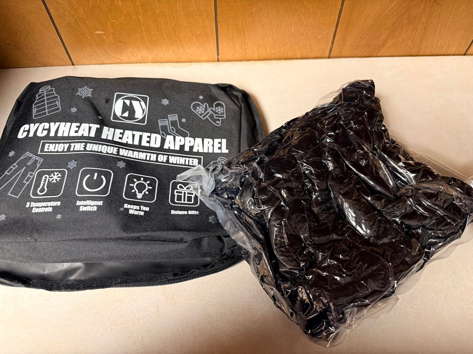 Large Heated Blanket Poncho Shawl Battery Powered, 63x47in Cordless Blanket | 20000mAh 7.4V Battery, Electric 30s Fast Heating, 3 Heat Settings, Electric Wireless Throw Heating Hat Blanket customer photo 2