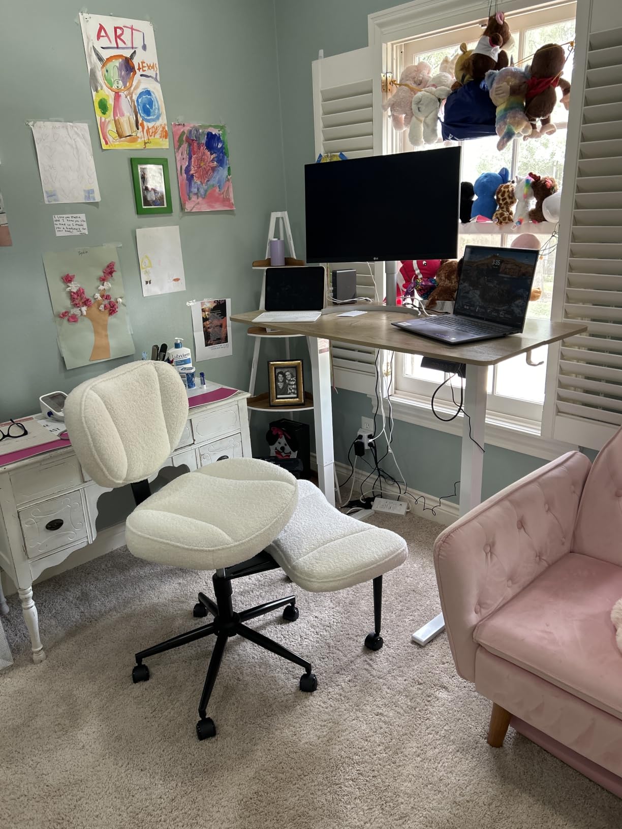 Cubiker Standing Desk, 55x24 Inches Sit Stand Home Office Desk, Electric Stand up Desk, Adjustable Desk with Splice Board, White Frame/Maple Top customer photo 2