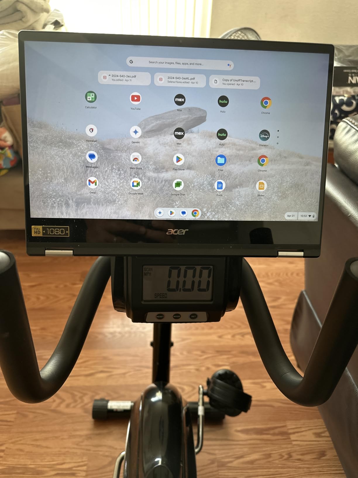 CURSOR FITNESS Exercise Bike, Stationary Bikes for Home with Brake Pad | Indoor Cycling Low Noise Bike for Home with Exclusive App, Spin Workout Bike with Tablet Mount, 300 lb Weight Capacity customer photo 2