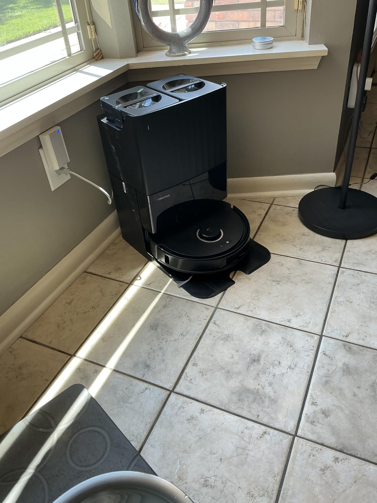 roborock 2026 New Qrevo 2 Pro Robot Vacuum and Mop, 20,000Pa Suction | FlexiArm Edge Mopping, Zero-Tangle, High-Temperature Mop Self-Cleaning, Smart Obstacle Avoidance, Auto Mop Removal, White customer photo 2