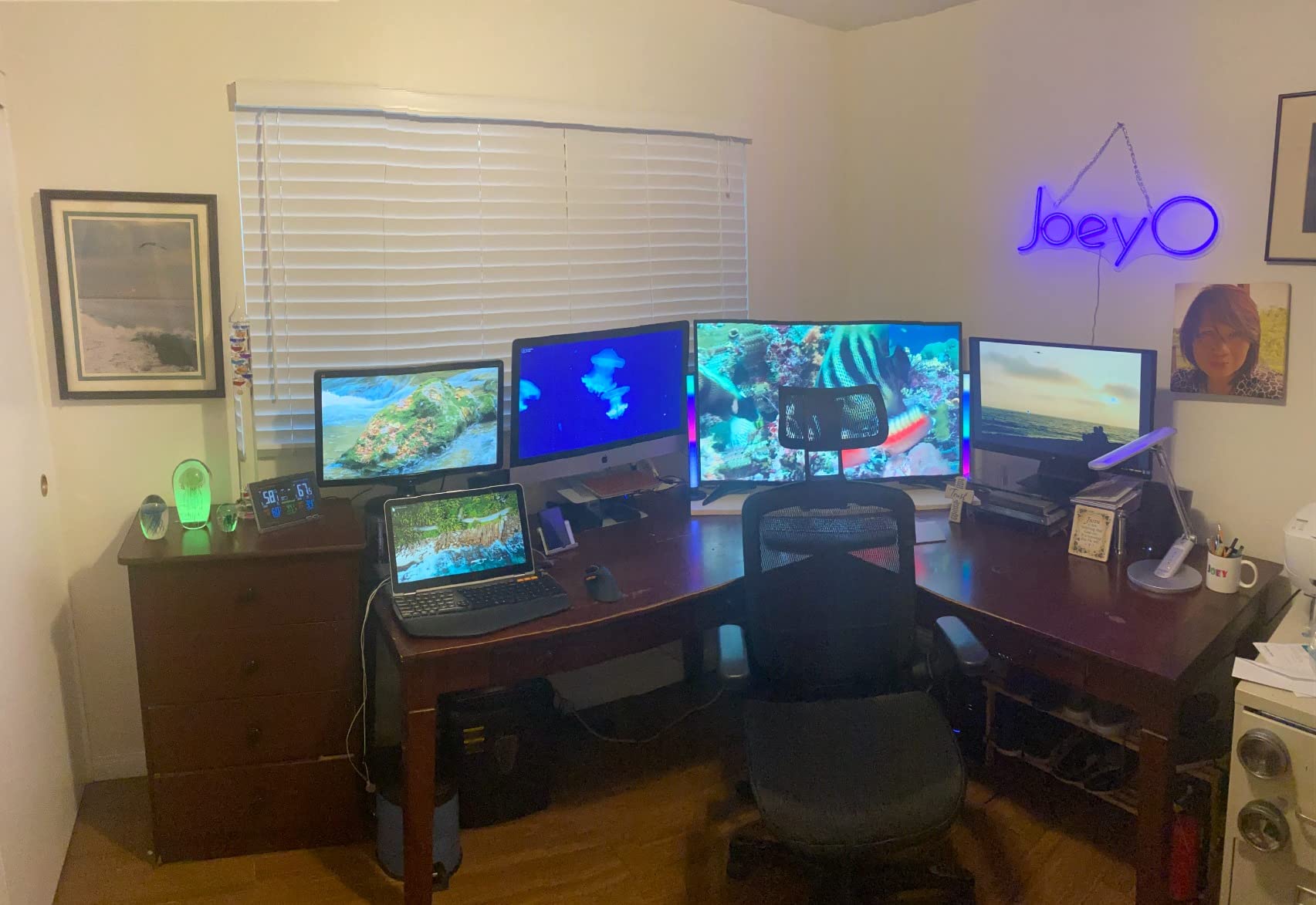 Ergonomic High-Back Office Chair with Footrest – Flip-Up Arms, 3D Headrest, 135° Recline, and Wide Mesh Seat with Lumbar Support. Rolling Swivel Task Chair for Gaming or Work, Sturdy, 300 LBS. customer photo 2