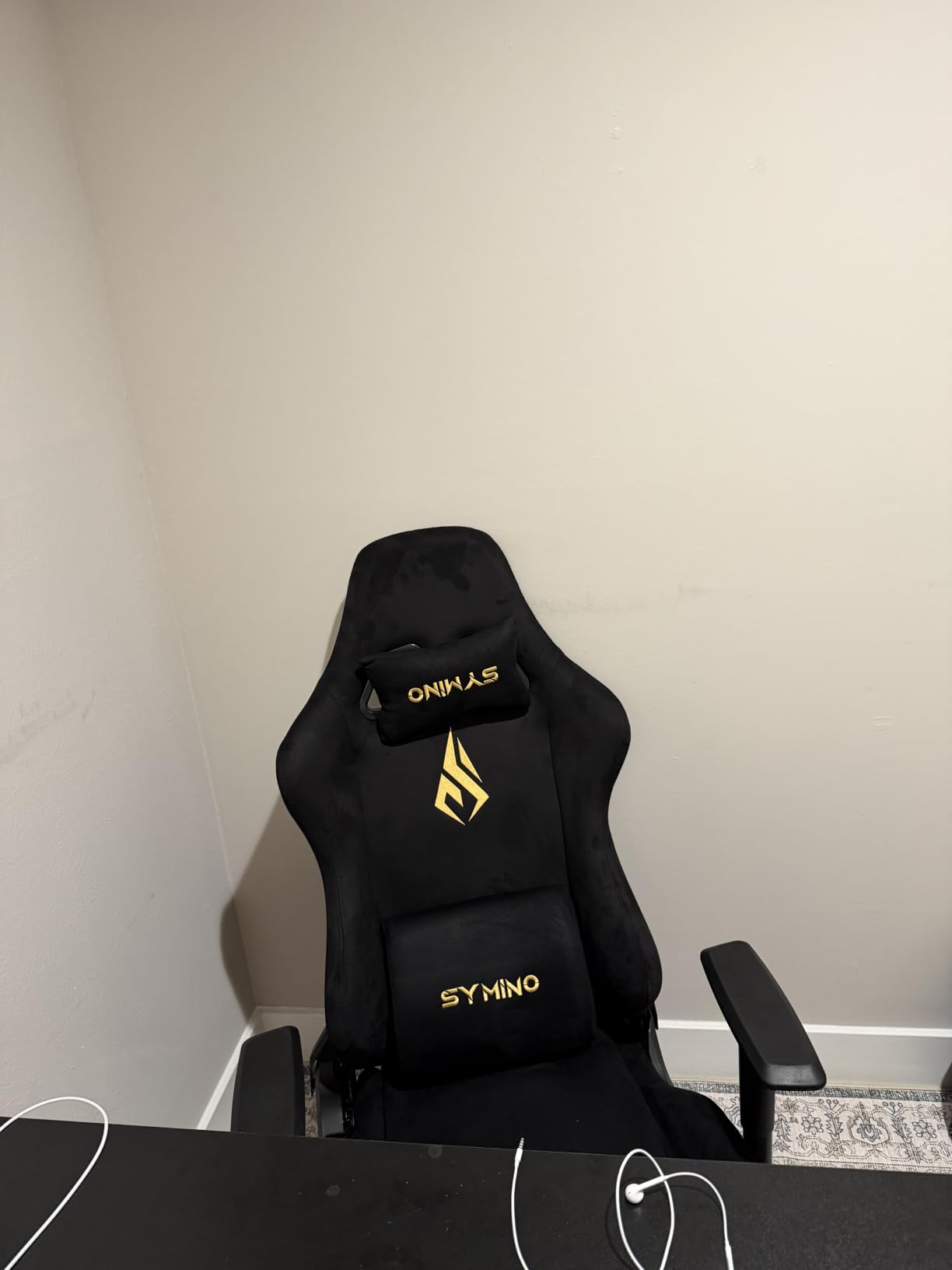 Symino Ergonomic Gaming Chair with 155° Recline & Footrest customer photo 2