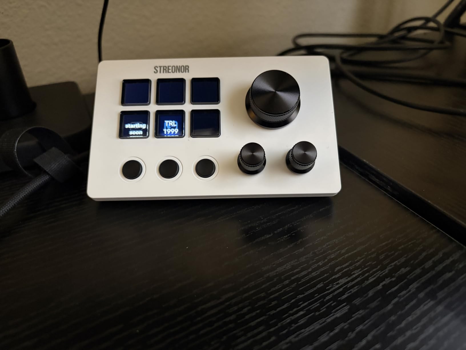 Streonor S6 Mini Stream Controller, 6-Key LCD Control Deck, Black customer photo 1