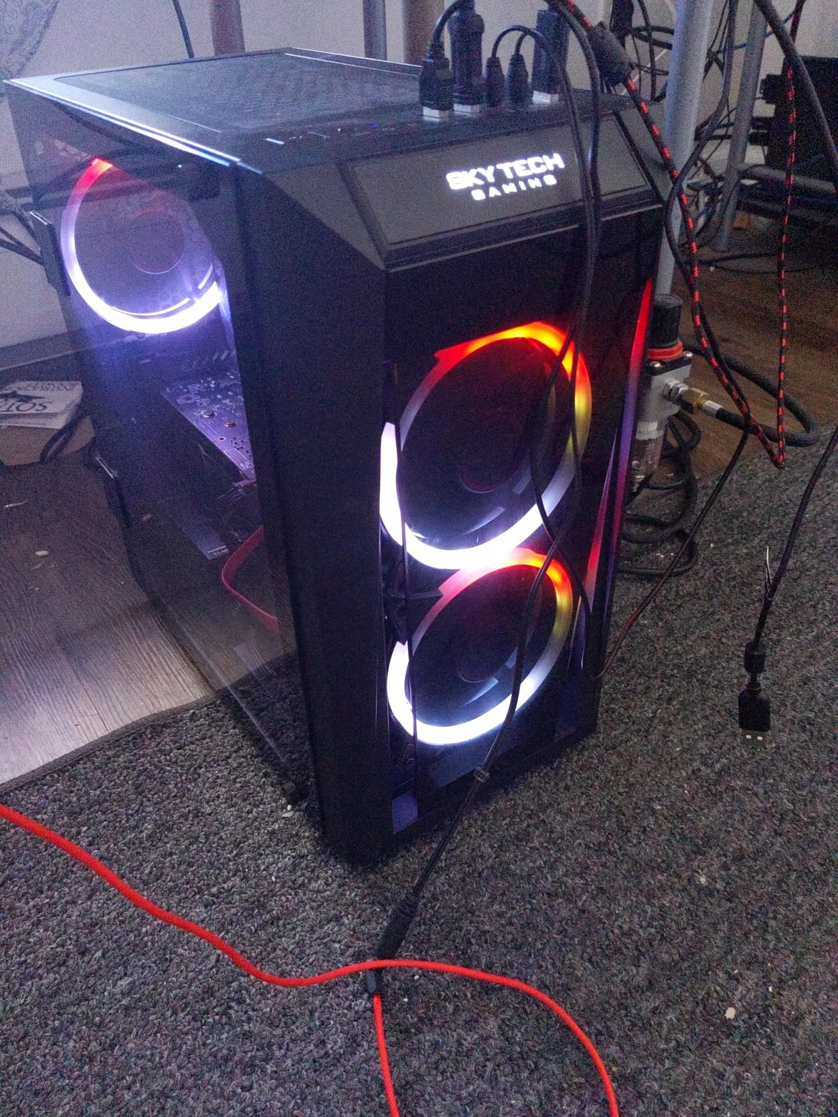 Skytech Gaming PC Desktop, Ryzen 7 5700, RTX 5060, 16GB RAM, 1TB SSD customer photo 1