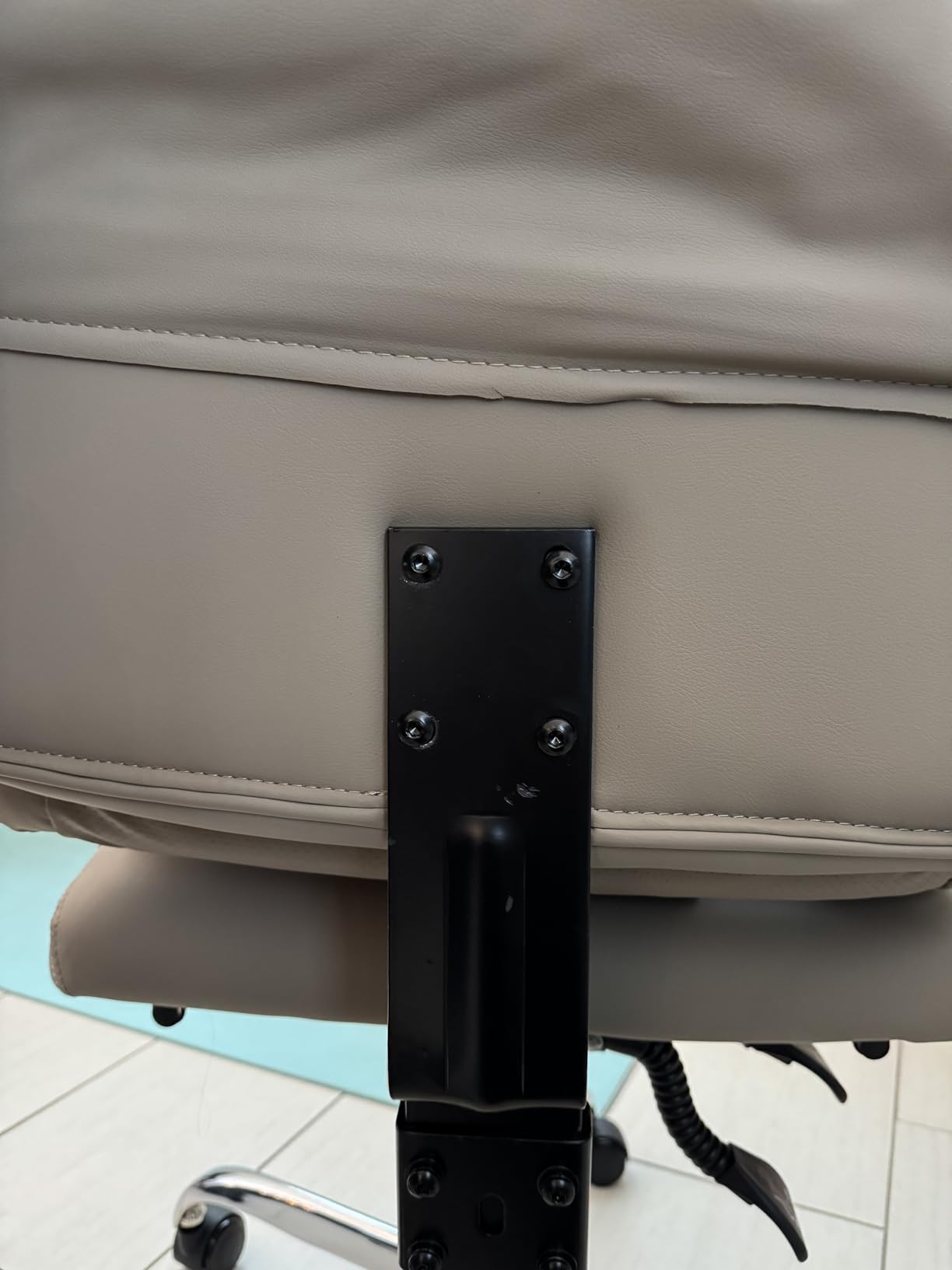 LEAGOO Office Chair with Foot Rest Ergonomic Reclining Computer Desk Chairs customer photo 2