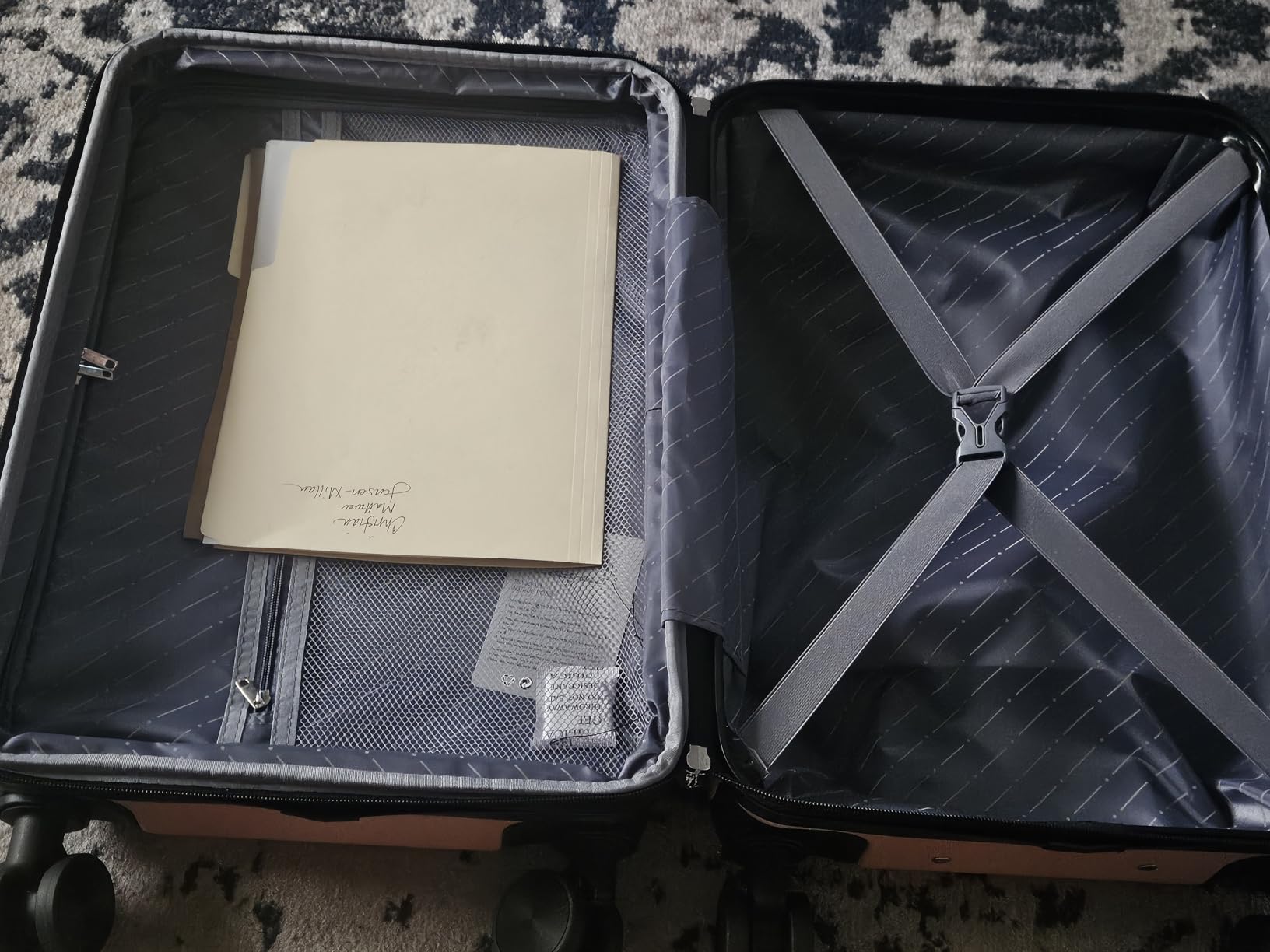 Sweetcrispy 28 Inch Checked Luggage, Suitcase with Spinner Wheels customer photo 1