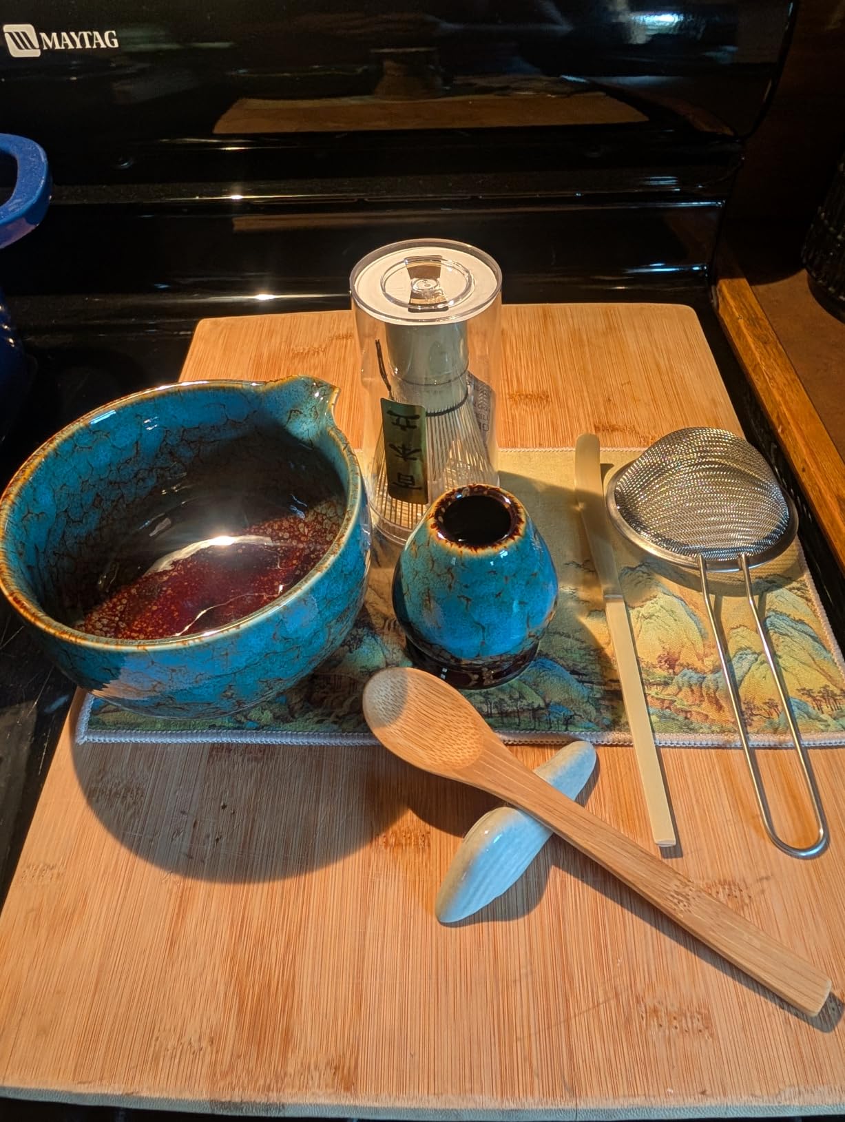 8pcs Matcha Kit, Matcha Whisk Set for Beginners & Tea Ceremony | 8-PIECE SET: matcha bowl, bamboo whisk, whisk holder, sifter, tea cloth, wooden spoon, bamboo scoop, and scoop rest. customer photo 1