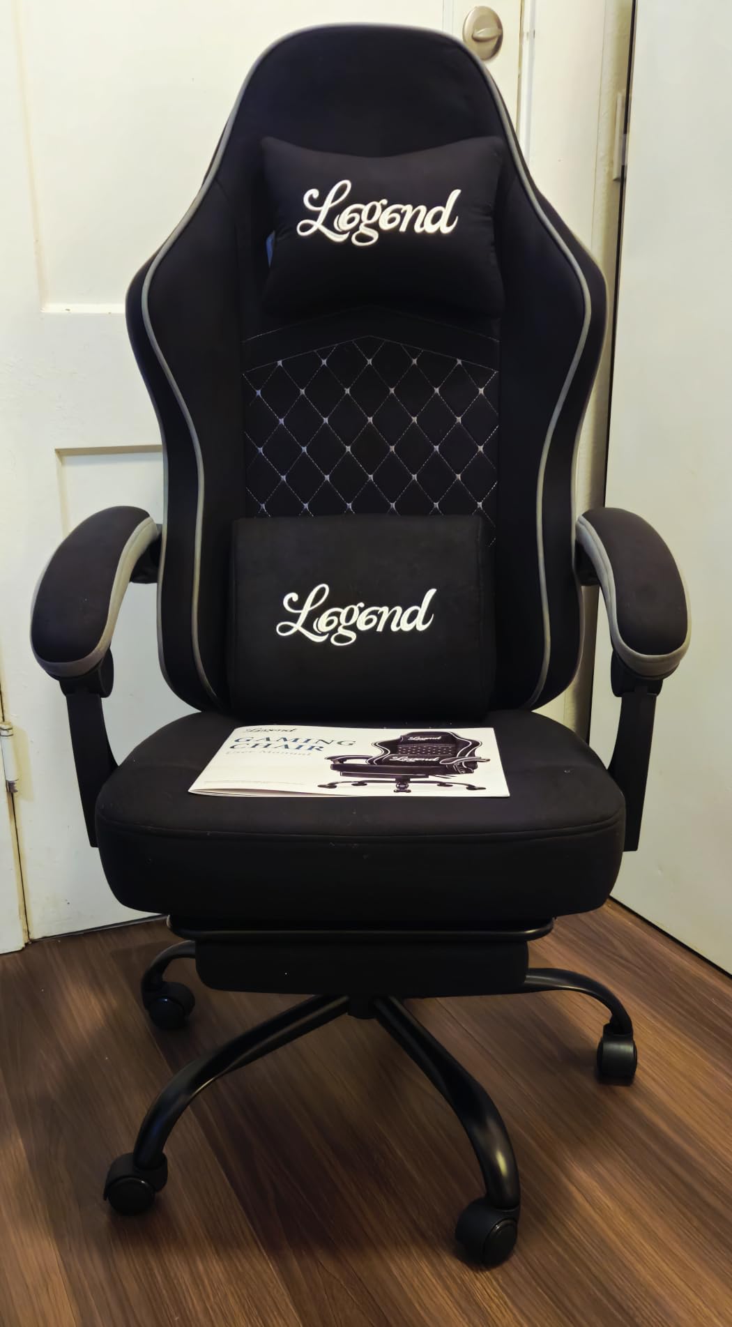 Gaming Chair for Adults with Footrest, Ergonomic Computer Chair, 330 lb | Heavy Duty Load Capacity, 52cm Wingless Wide Seat, Pocket Spring Cushion, Headrest, Adjustable Height, Reclining Backrest customer photo 1