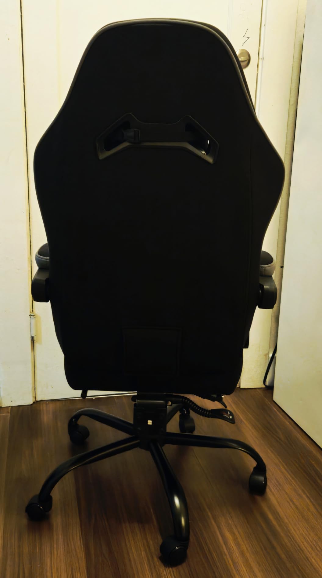 Gaming Chair for Adults with Footrest, Ergonomic Computer Chair, 330 lb | Heavy Duty Load Capacity, 52cm Wingless Wide Seat, Pocket Spring Cushion, Headrest, Adjustable Height, Reclining Backrest customer photo 2