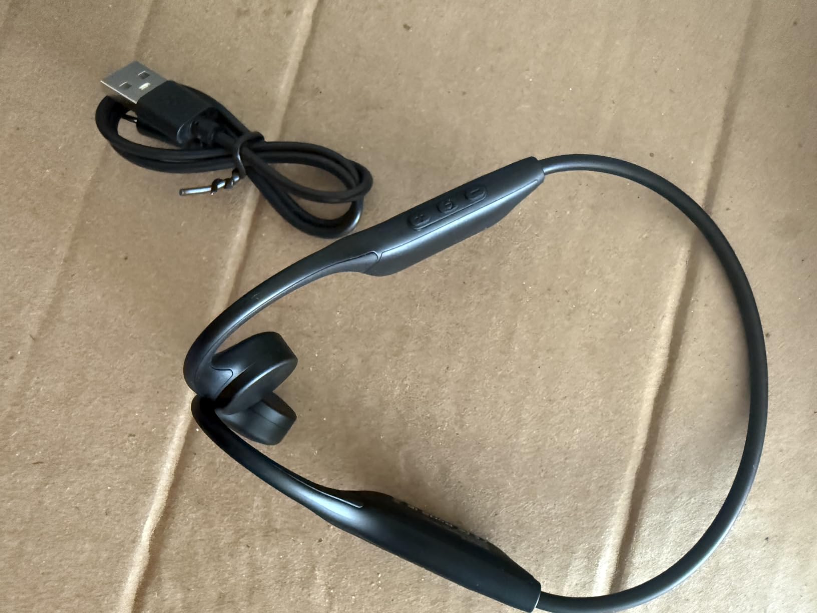New Bone Conduction Headphones Bluetooth 6.0, Open Ear Earbuds with Mic, Premium Sound, 3 EQ Modes, 10H Playtime, 25g Lightweight, IP65 Waterproof Sports Headphones for Running Cycling Hiking customer photo 2