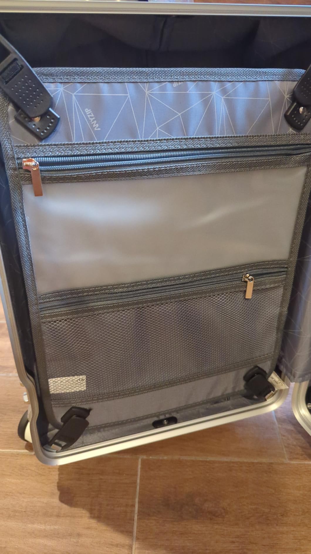 AnyZip Luggage Sets 2 Piece Aluminum Frame Carry On and Checked Suitcase PC ABS Hard Shell TSA Lock No Zipper(Silver, 20/28) customer photo 1
