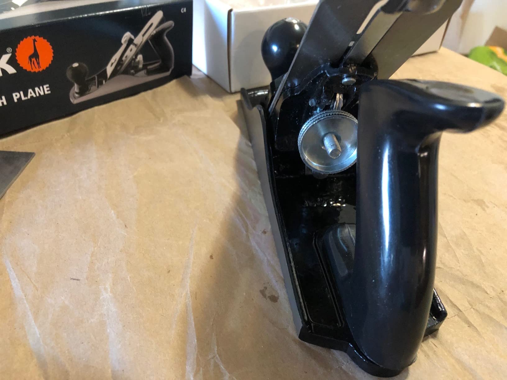 GreatNeck C4 Bench Hand Plane (9 Inch), 2 Inch Cutter, Adjustable to Control the Blade, Cast Iron Body, Quality Plastic Ergonomic Handles customer photo 1