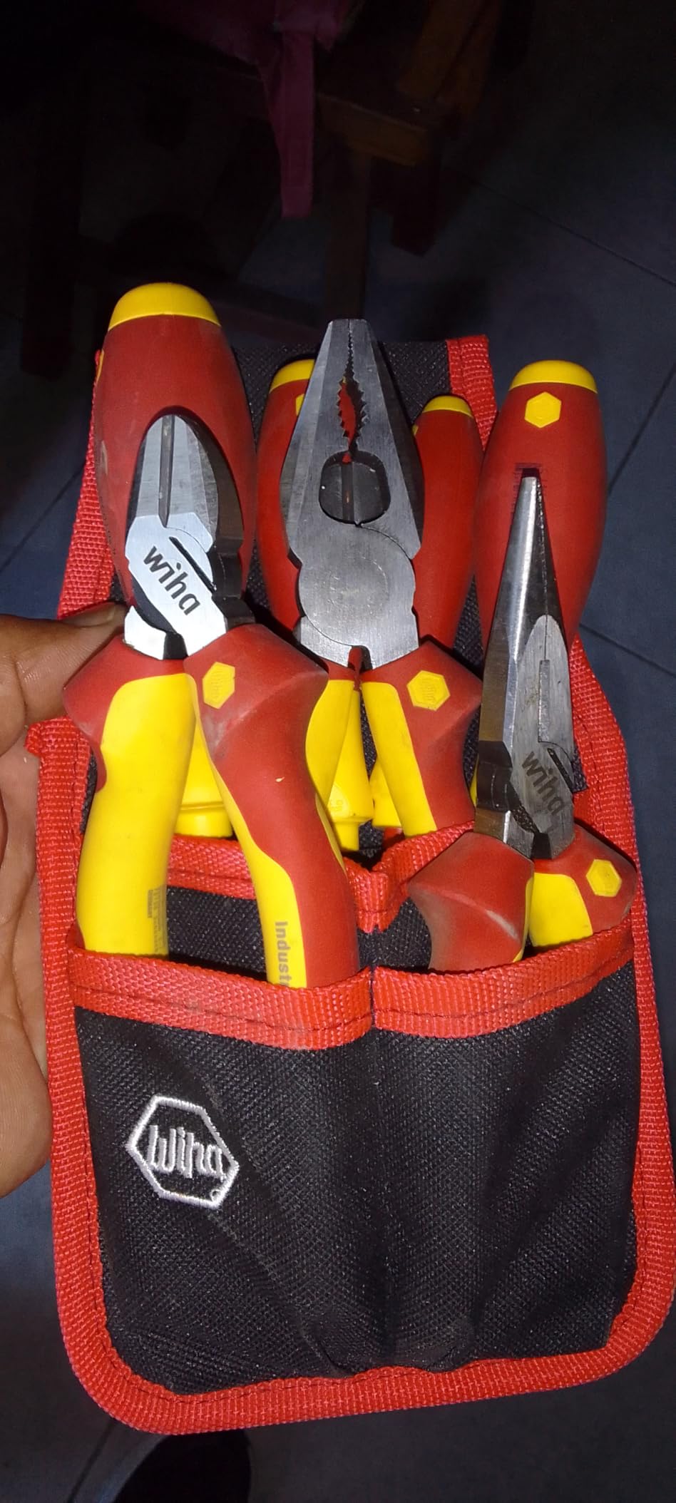 Wiha 32985 7 Piece Insulated Industrial Pliers and Screwdriver Set customer photo 1