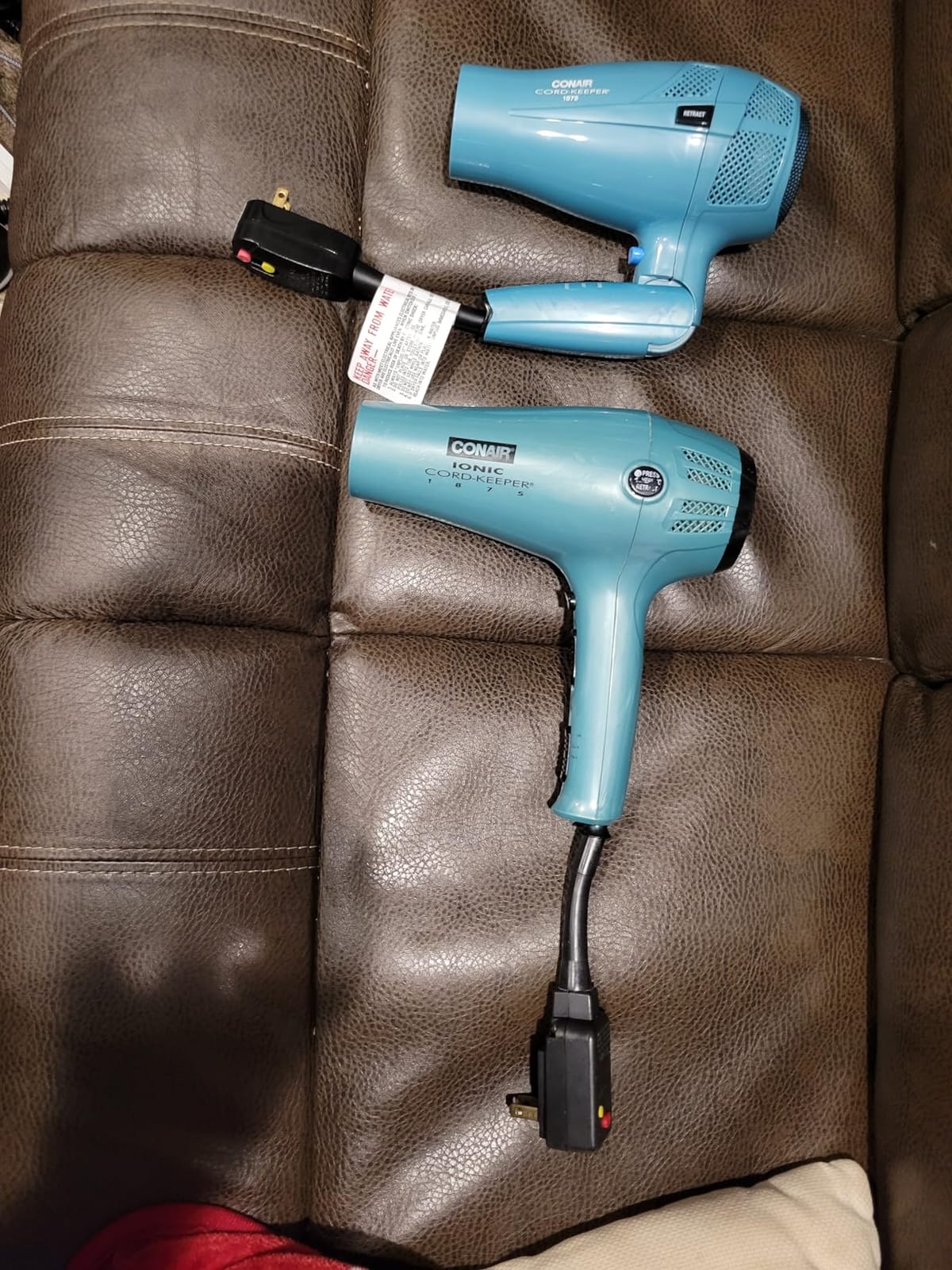 Conair Travel Hair Dryer, Dual Voltage, Folding Handle, 1875W, Blue customer photo 2
