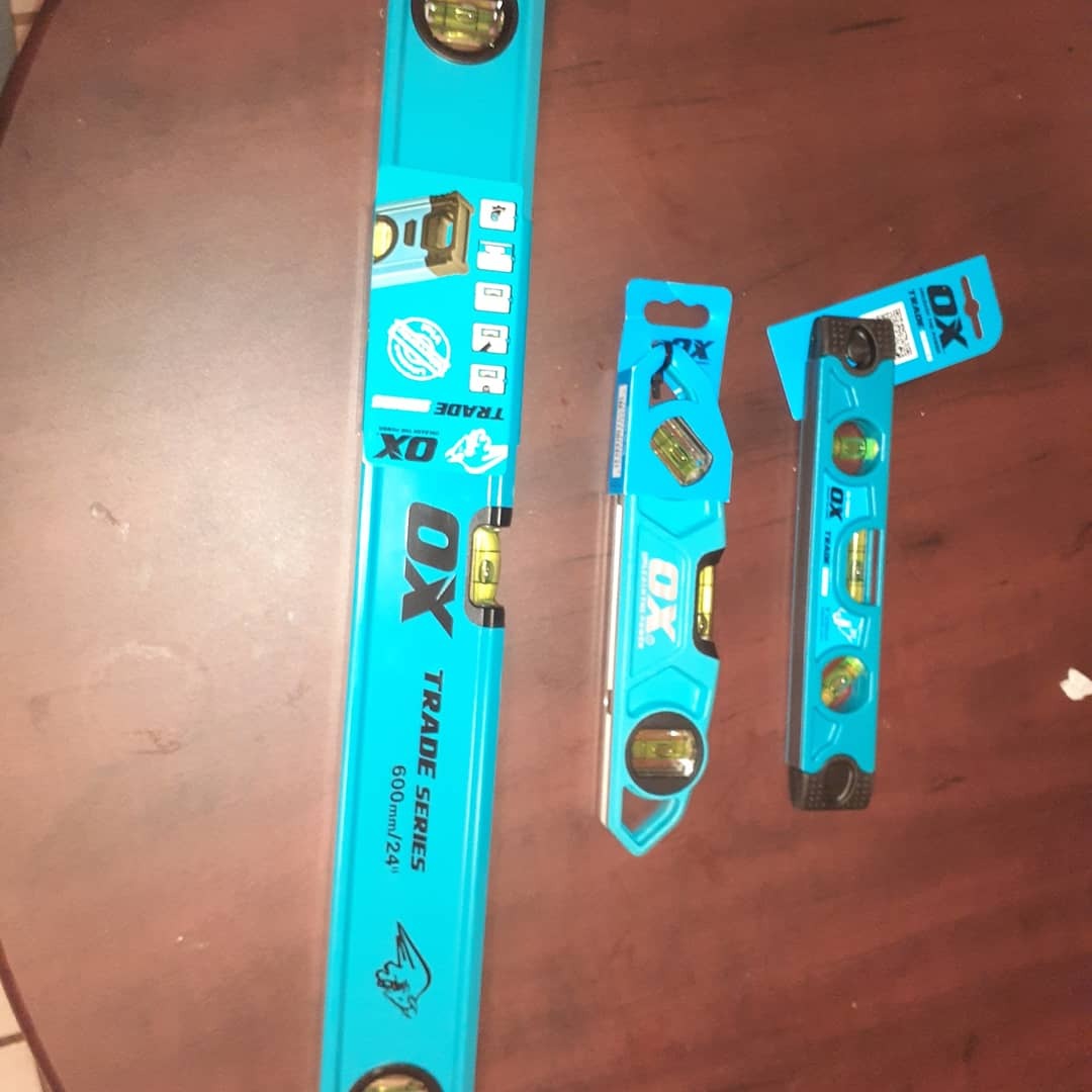 OX Pro 9 in Magnetic Torpedo Level with V-Groove and Angle Finder customer photo 2