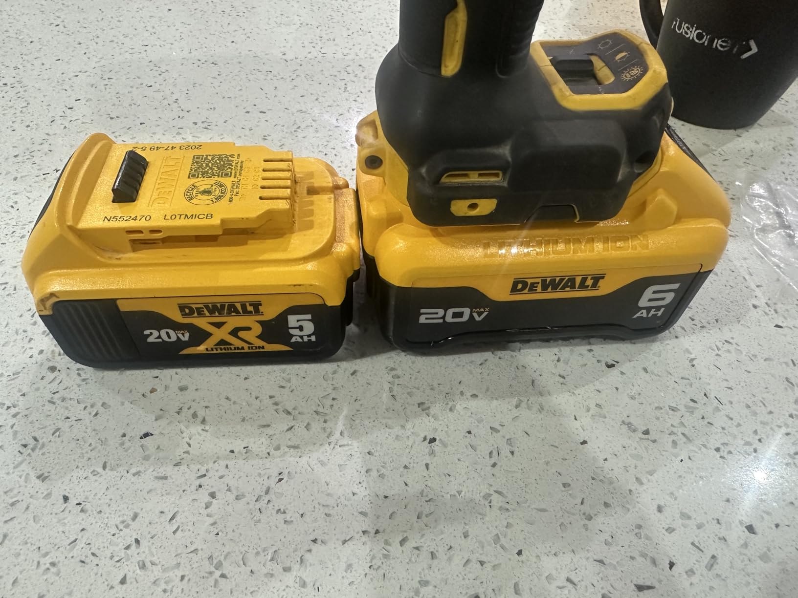 DEWALT DCB206-2 Battery 2-Pack customer photo 2